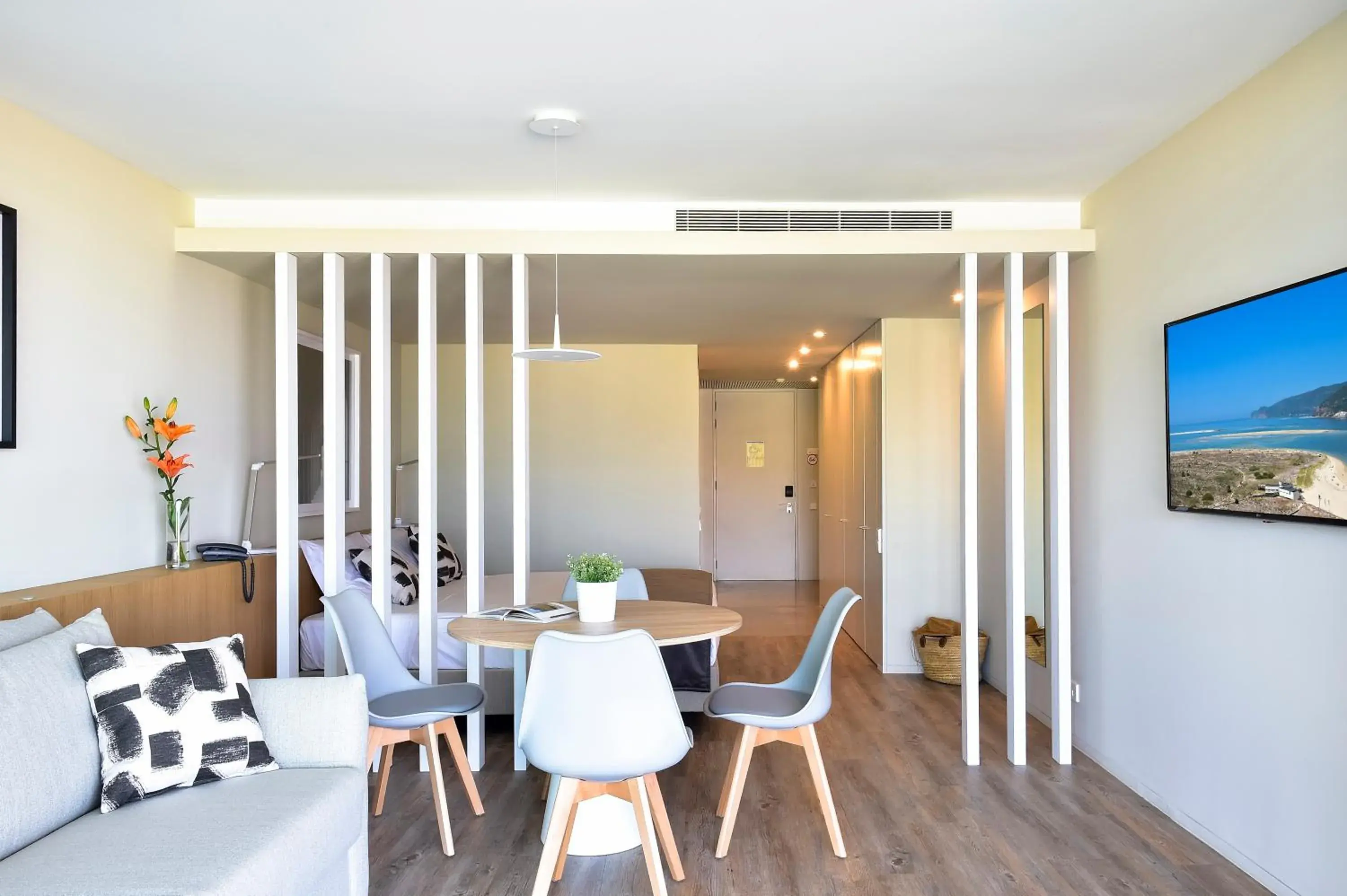 Living room in Aqualuz Troia Mar by The Editory Living room in Aqualuz Troia Mar by The Editory