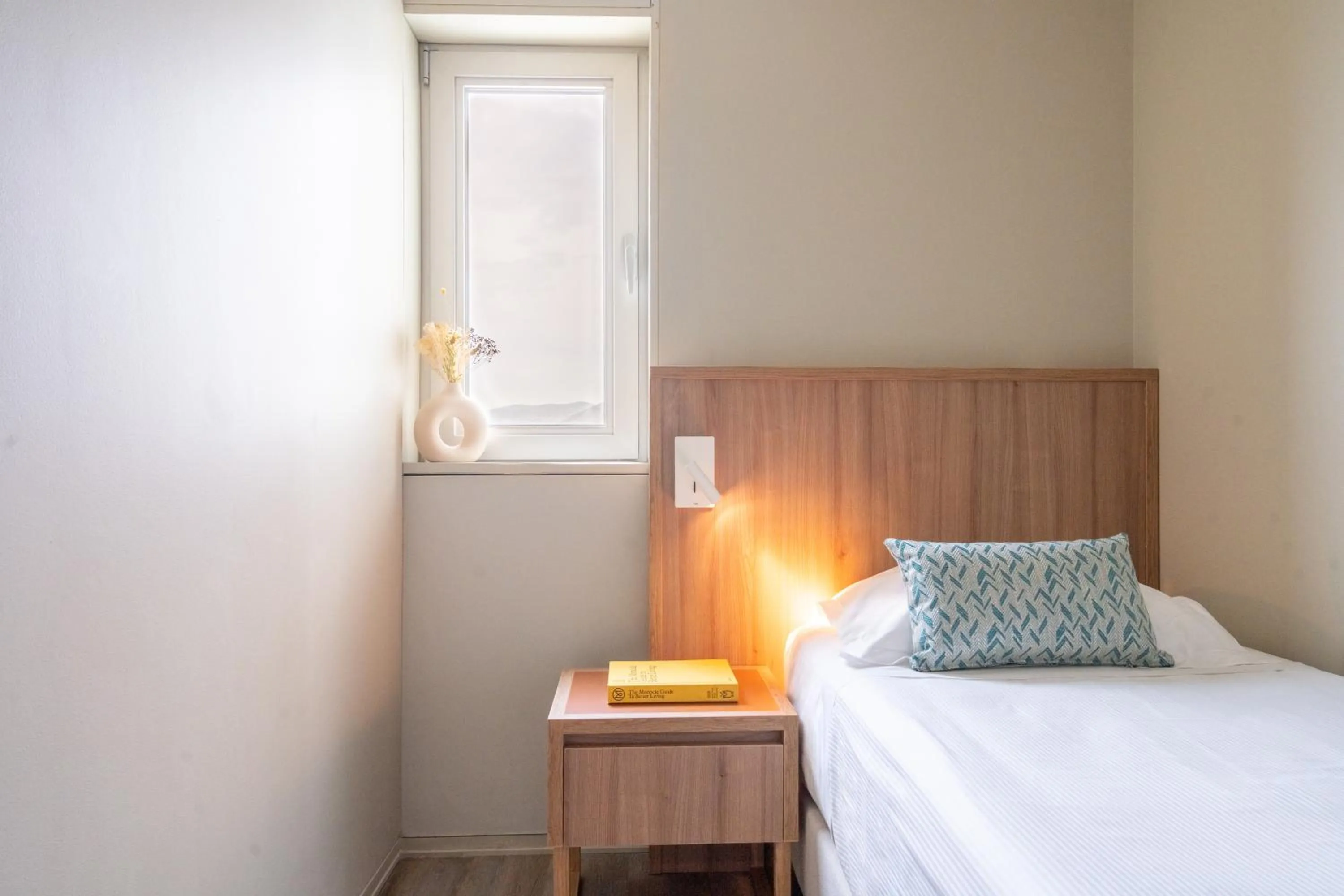 Bedroom, Bed in Aqualuz Troia Mar by The Editory