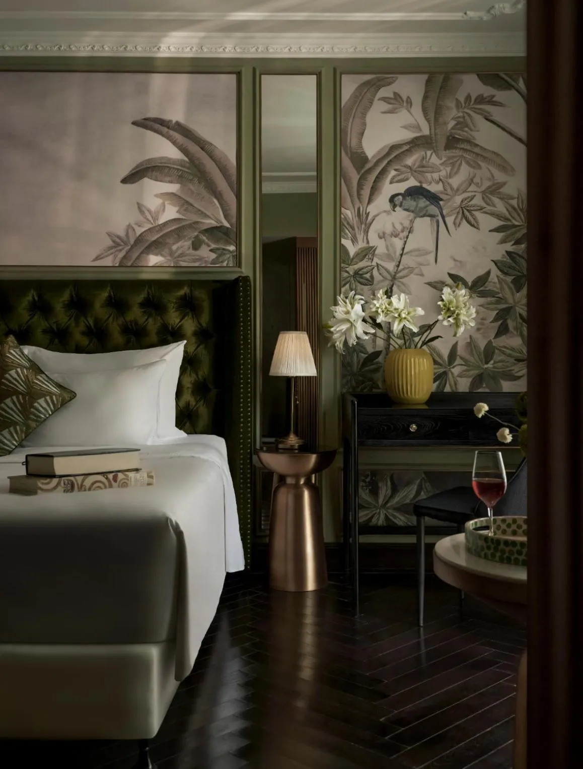 Bed in Signature by M Village Hai Bà Trưng