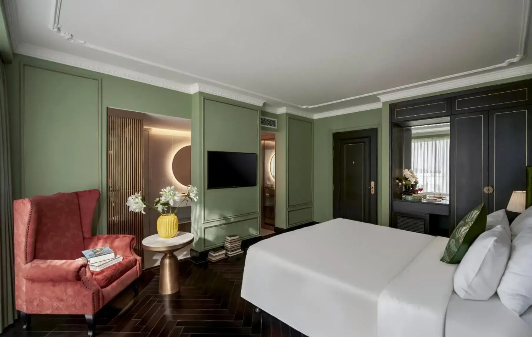 Evening entertainment, Bed in Signature by M Village Hai Bà Trưng Evening entertainment, Bed in Signature by M Village Hai Bà Trưng