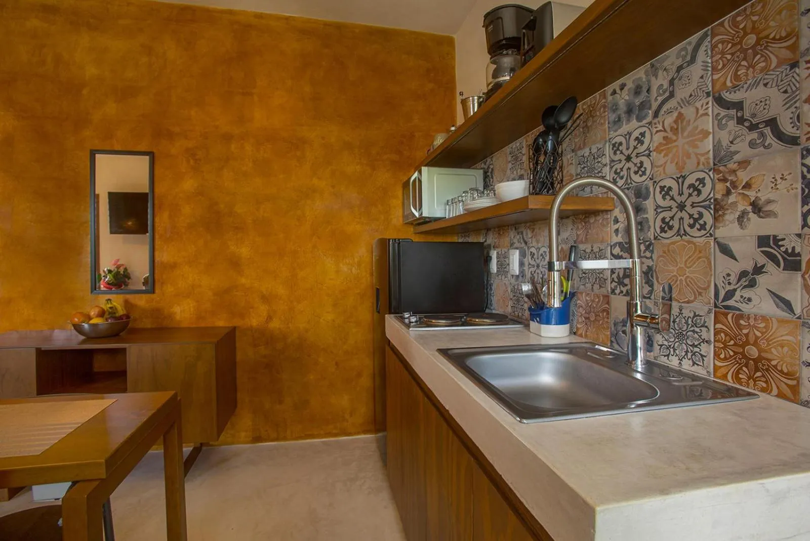 Kitchen or kitchenette in Wayuum Suites Cozumel Oasis in Paradise