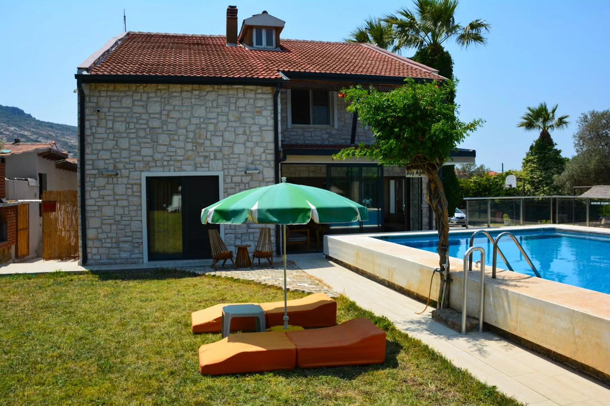 Swimming pool in İlçayto Rooms