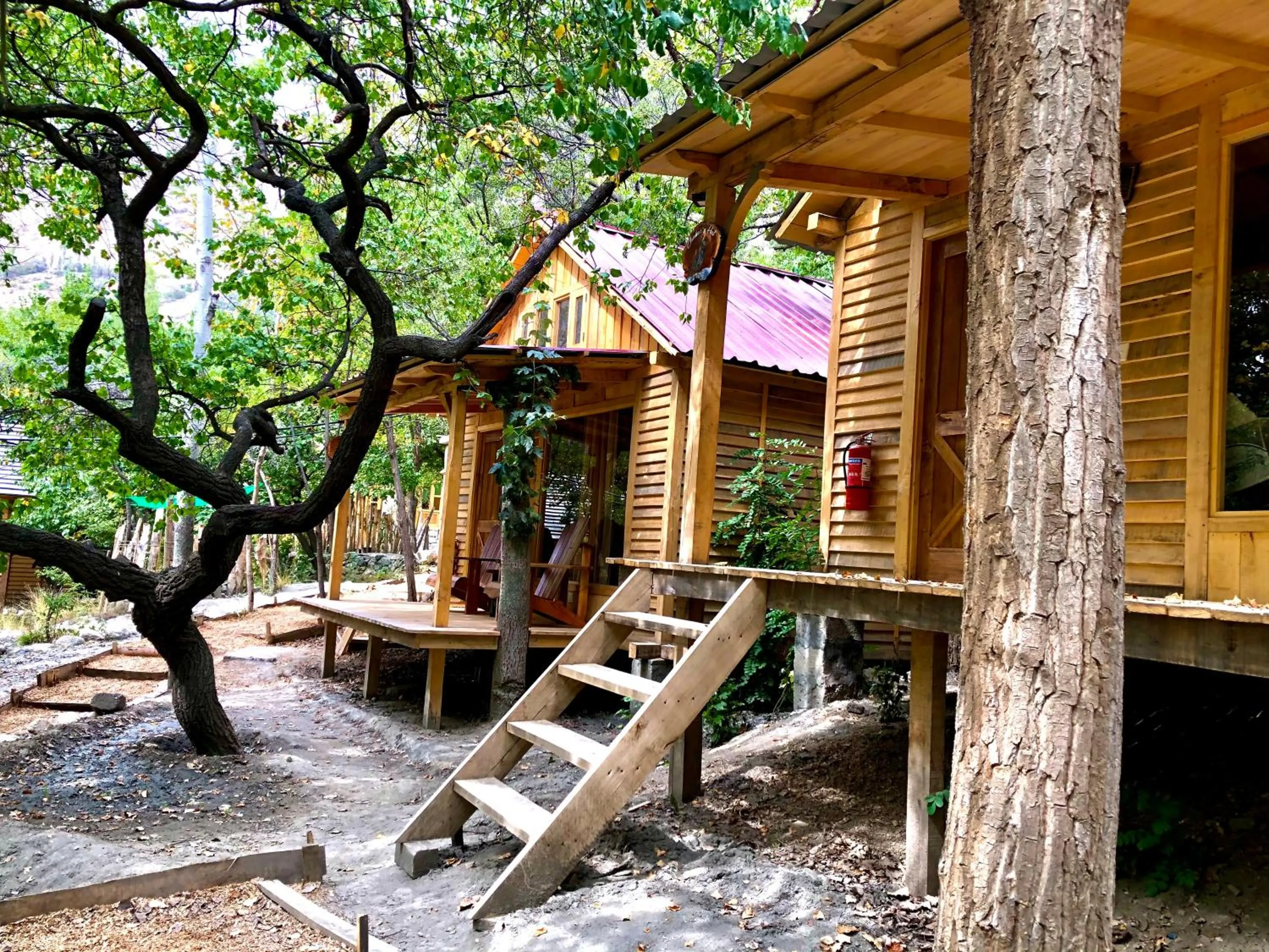 Property building in The 2 Magpies, Hunza