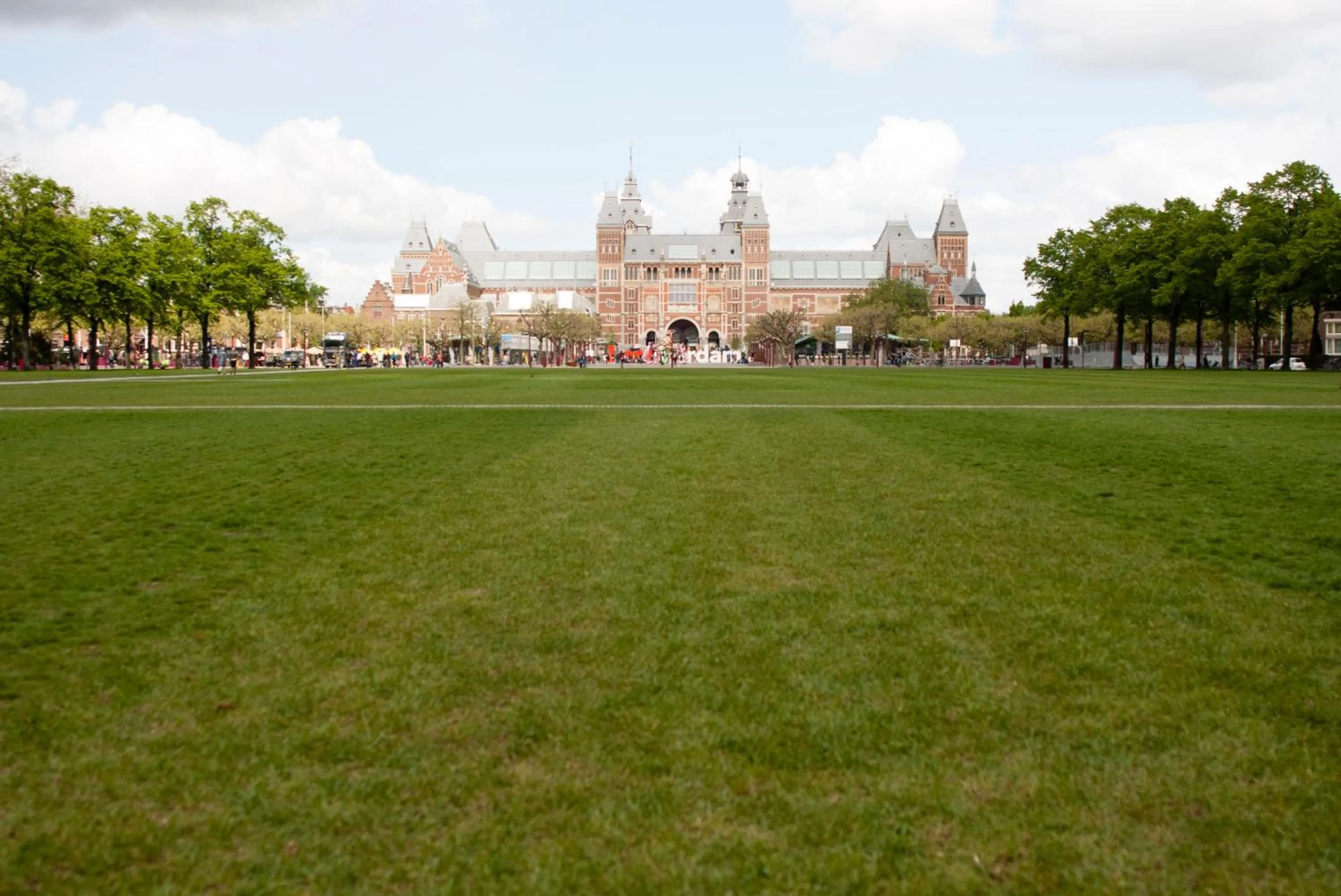 Area and facilities in Budget Trianon Hotel