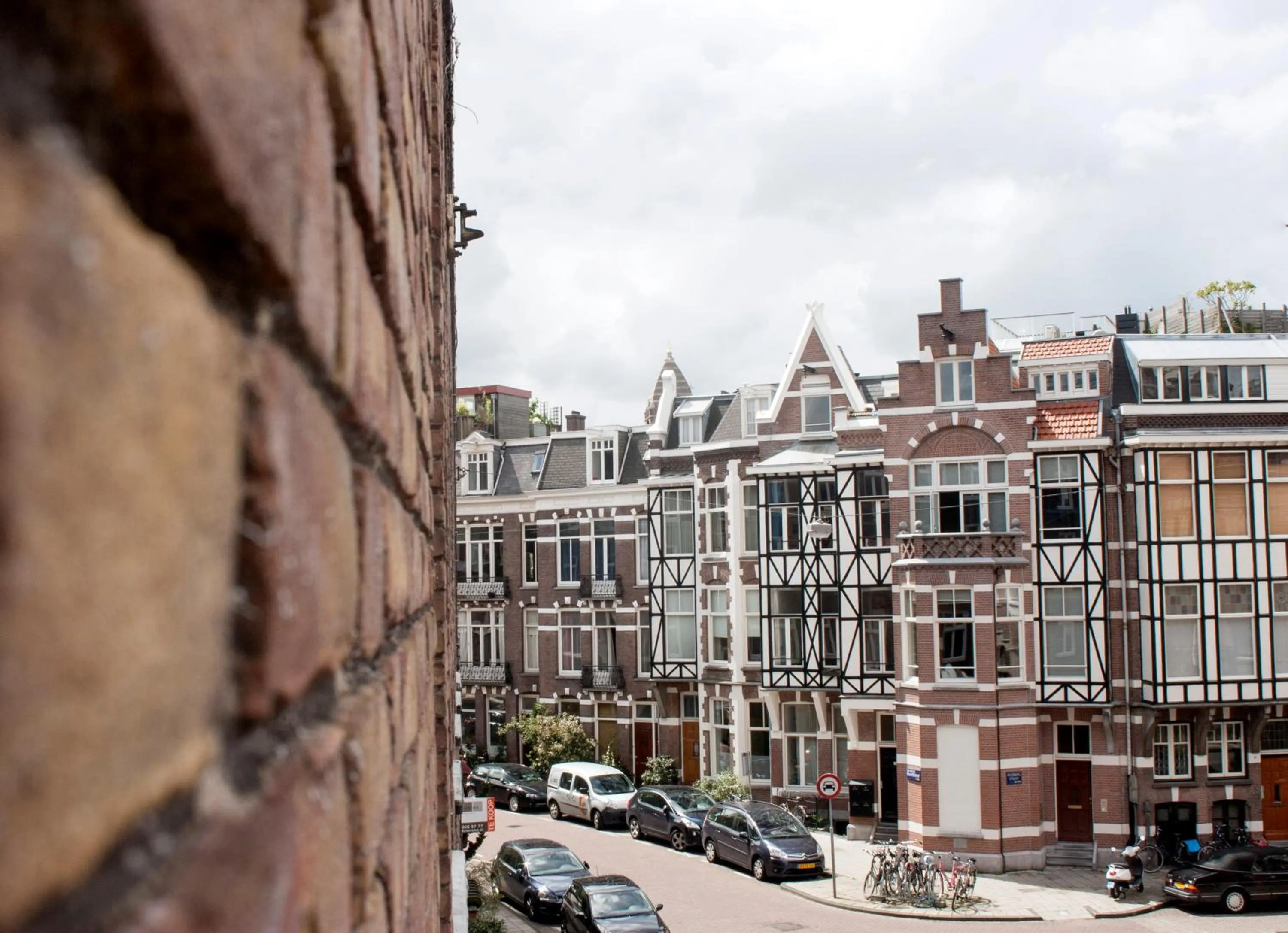 Area and facilities in Budget Trianon Hotel