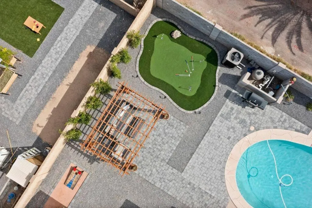 El Descanso in Meyer Park - Heated Pool