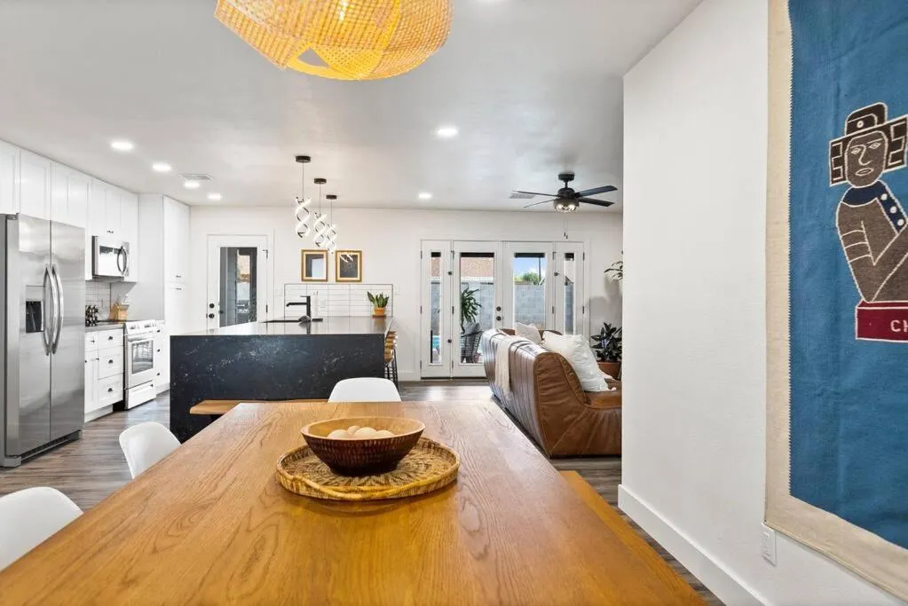 El Descanso in Meyer Park - Heated Pool