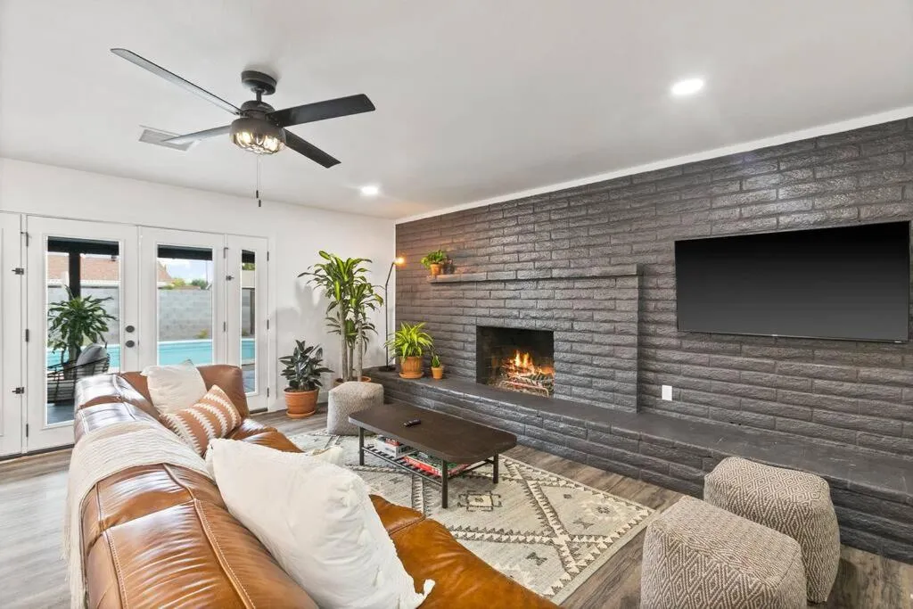 El Descanso in Meyer Park - Heated Pool