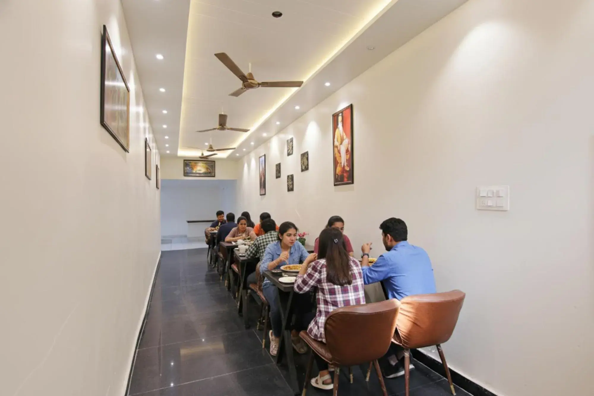 Restaurant/places to eat in FabHotel Punjab Pride - Near Golden temple Restaurant/places to eat in FabHotel Punjab Pride - Near Golden temple