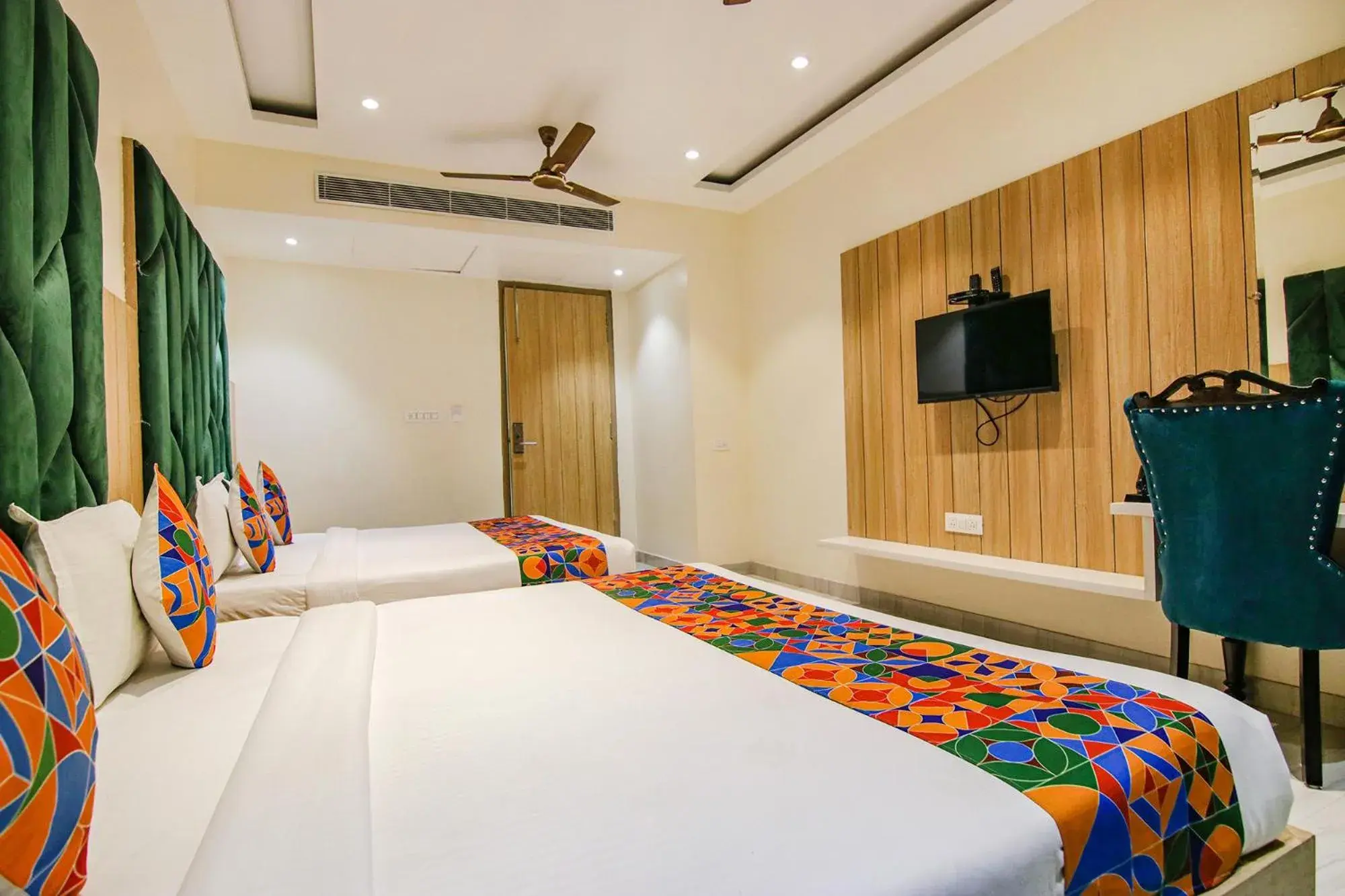 Bed in FabHotel Punjab Pride - Near Golden temple Bed in FabHotel Punjab Pride - Near Golden temple