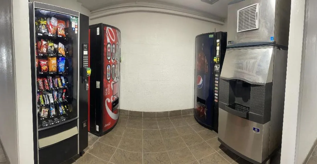 vending machine in Regal 8 Inn & Suites