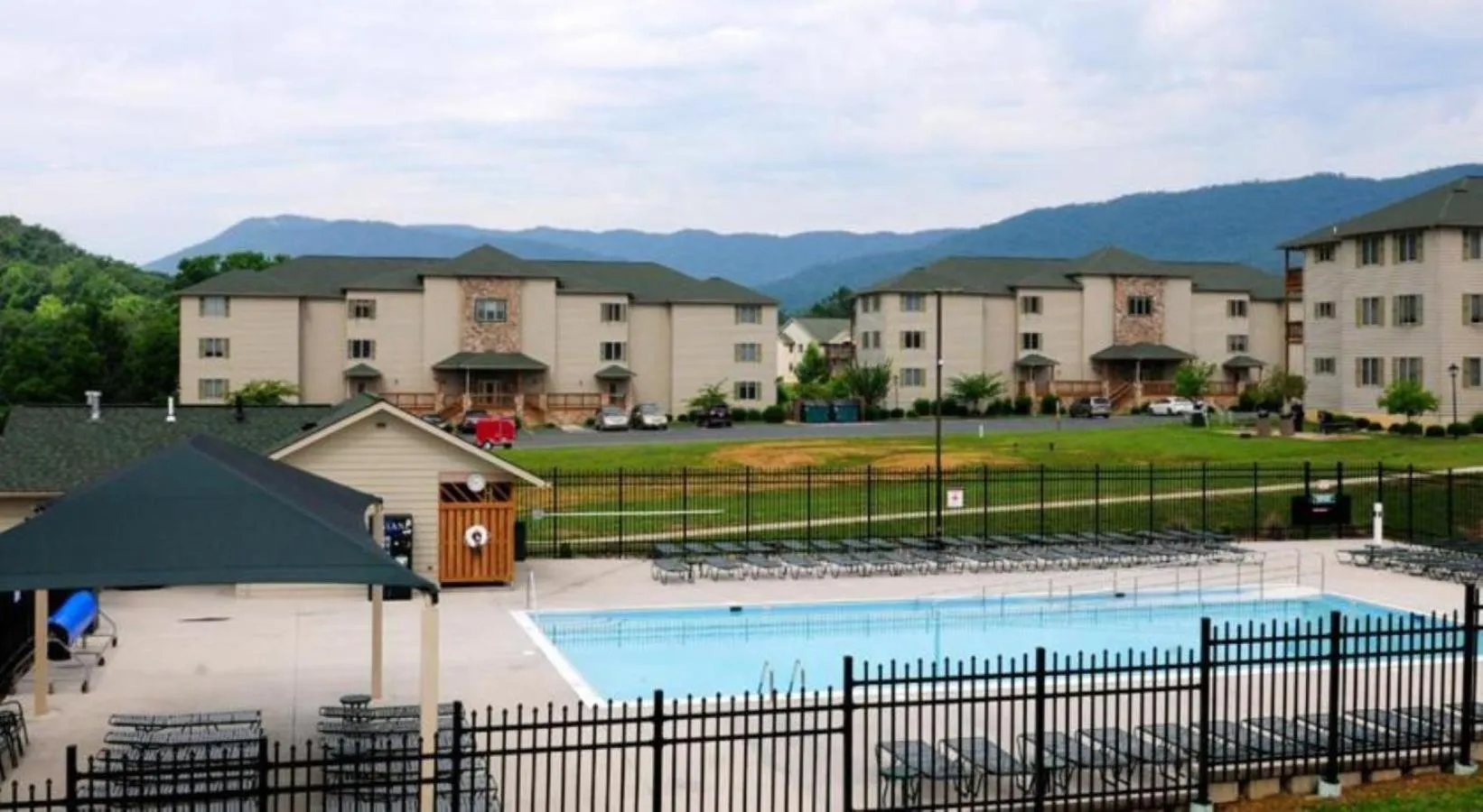 Swimming pool in Massanutten Resort
