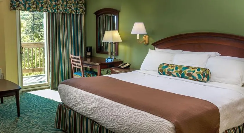 King Room in Massanutten Resort