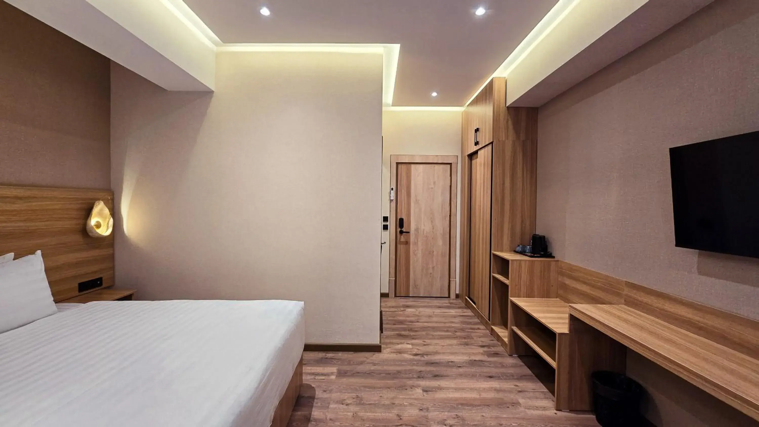 Superior King Room in Hotel Bankir Khiva Superior King Room in Hotel Bankir Khiva