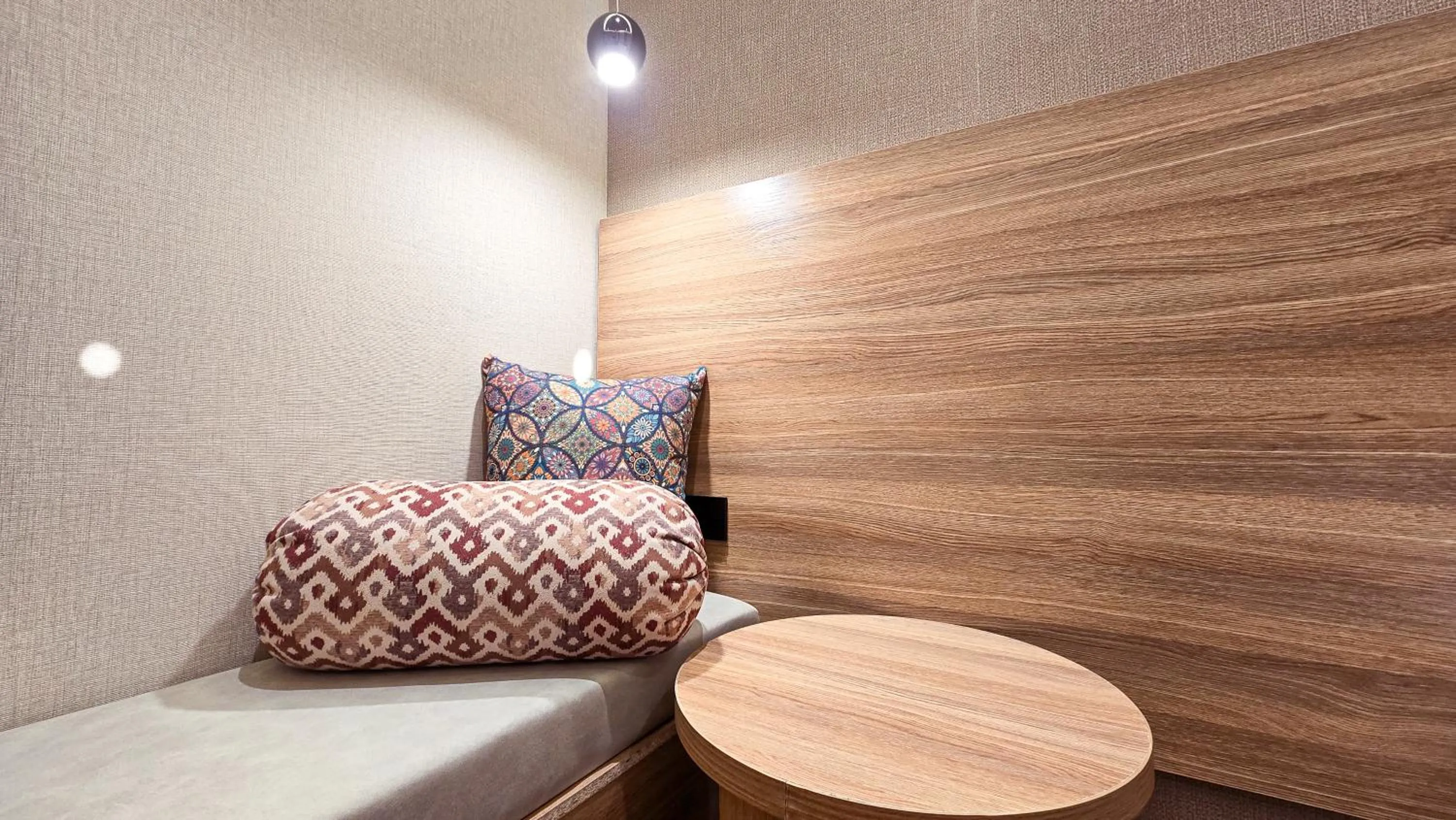 Seating area, Bed in Hotel Bankir Khiva