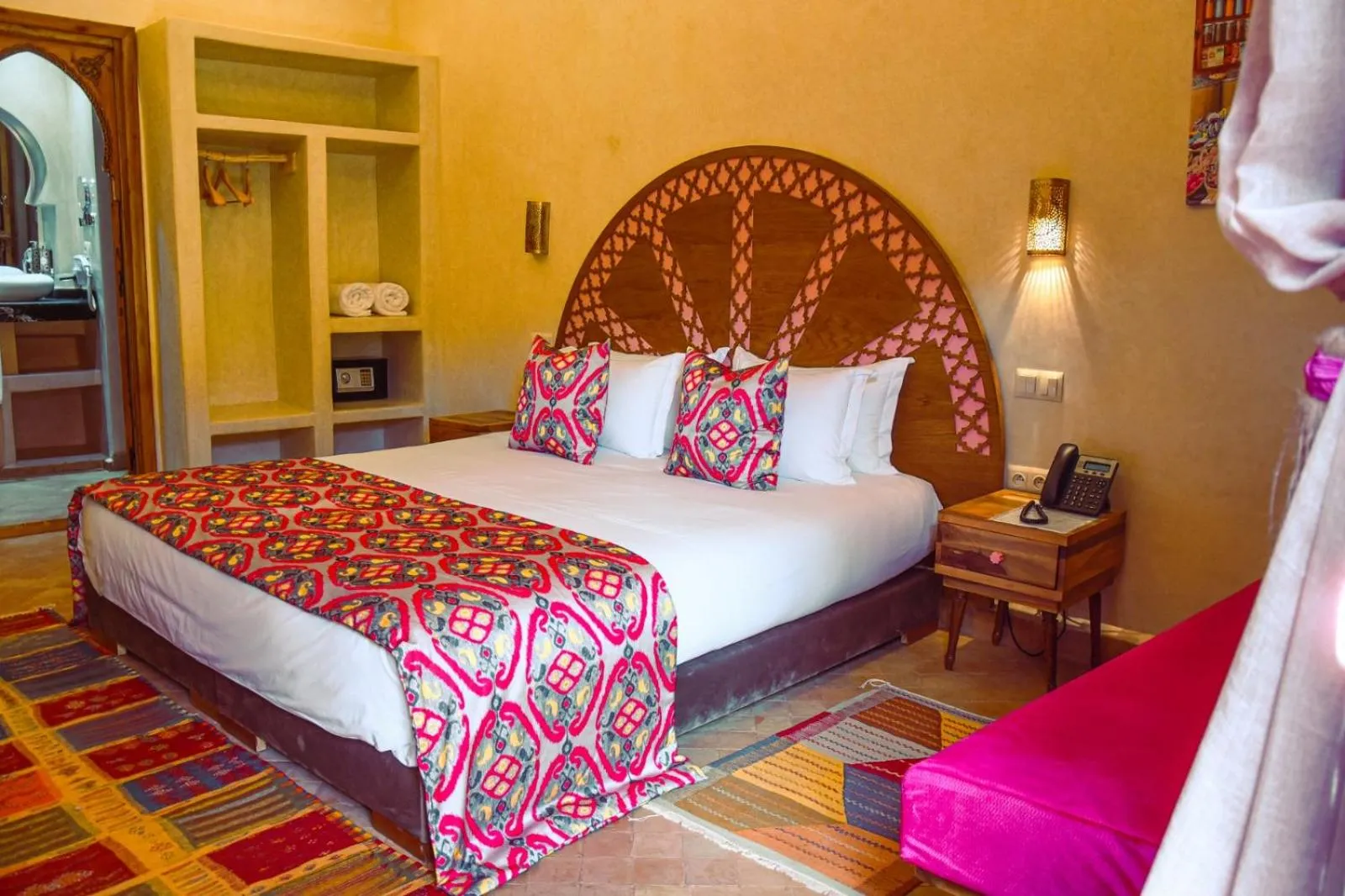 Photo of the whole room, Bed in Le Palais Averroes - Adults Only