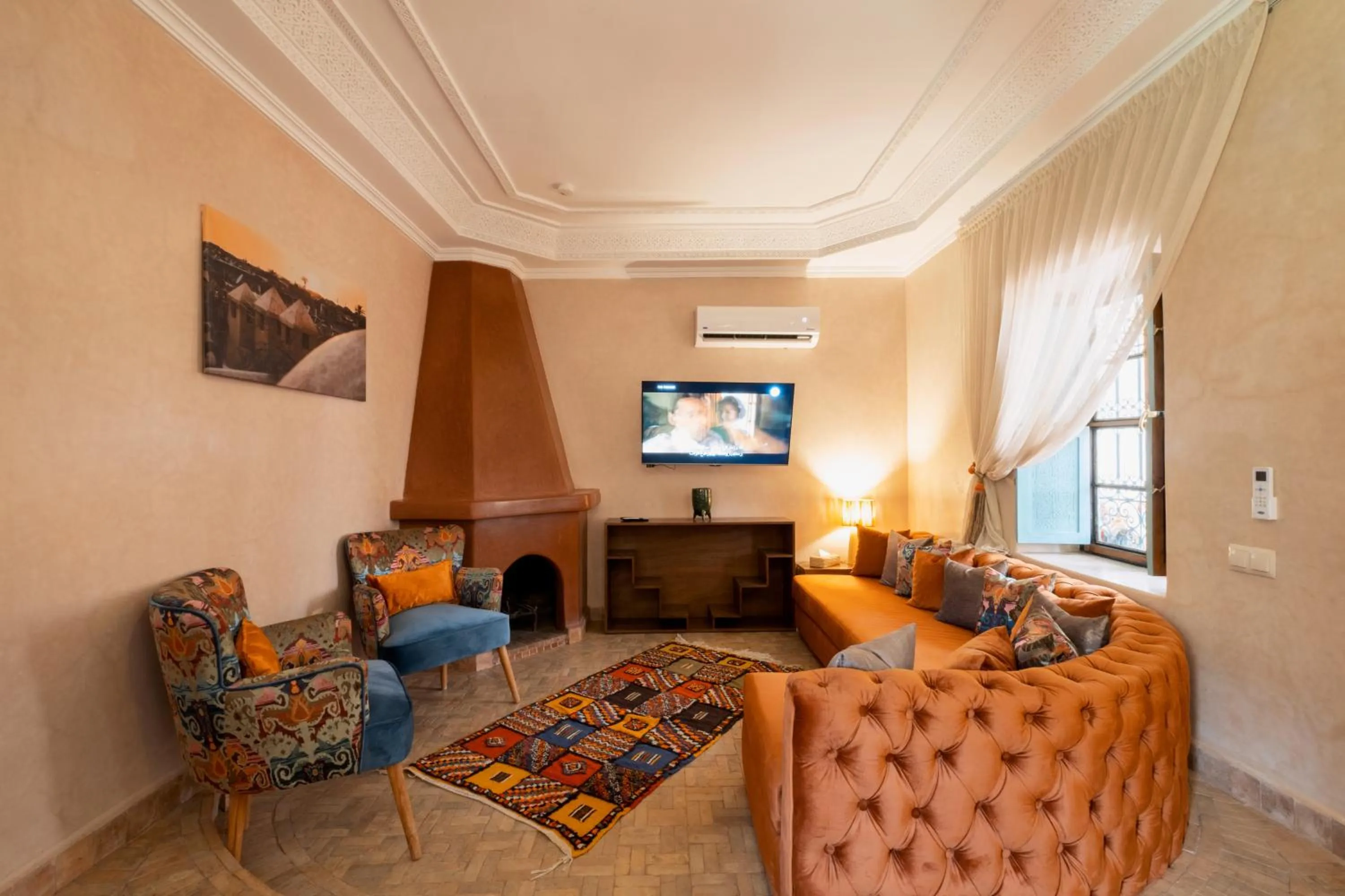 Communal lounge/ TV room in Le Palais Averroes - Adults Only