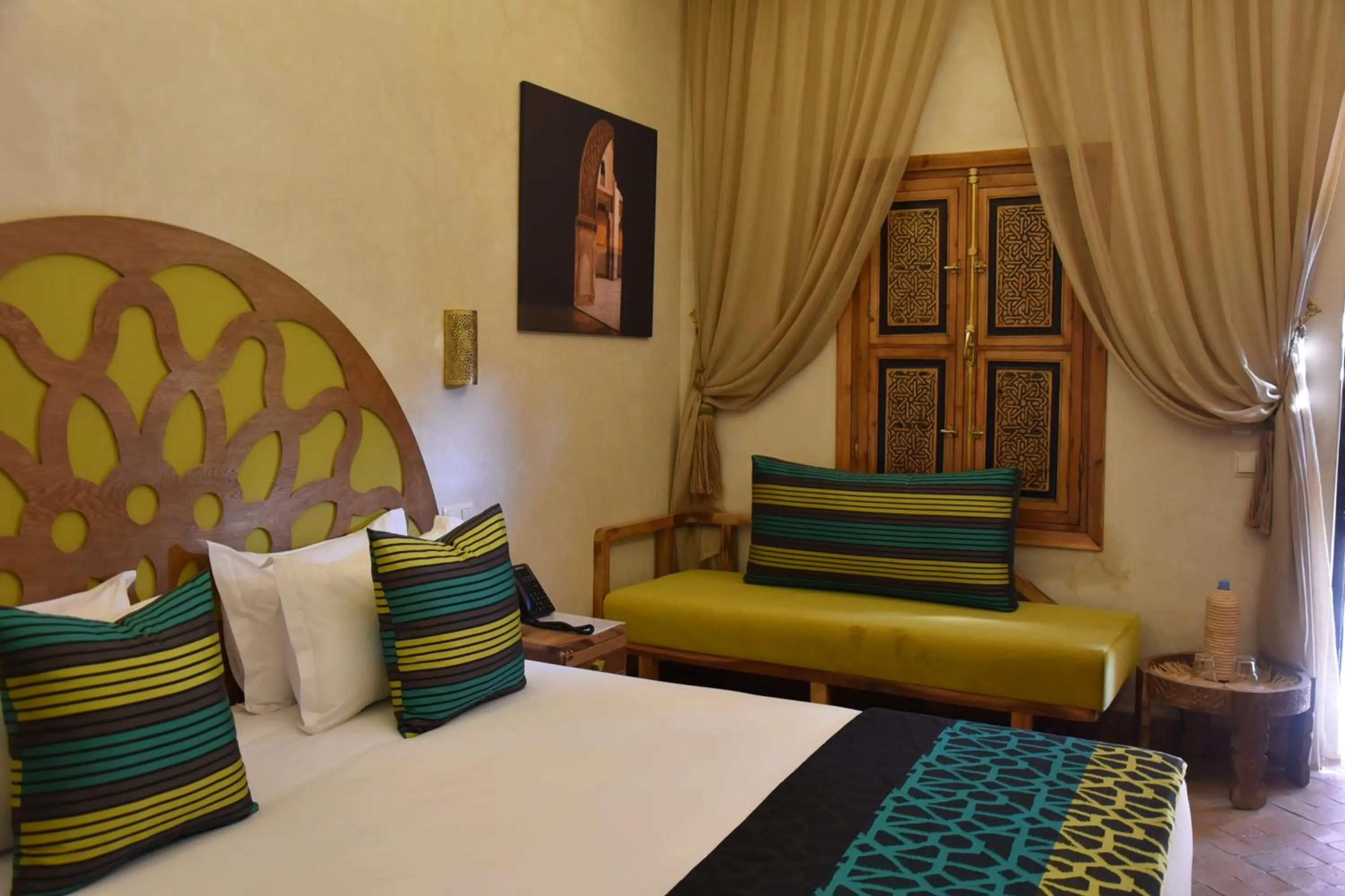 Bed in Le Palais Averroes - Adults Only