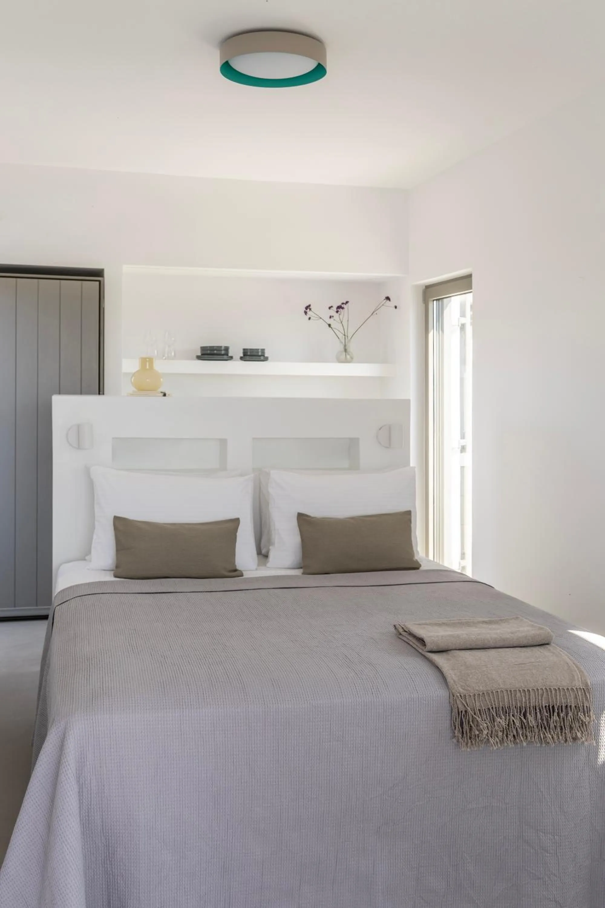 Bed in Korfi de Milo