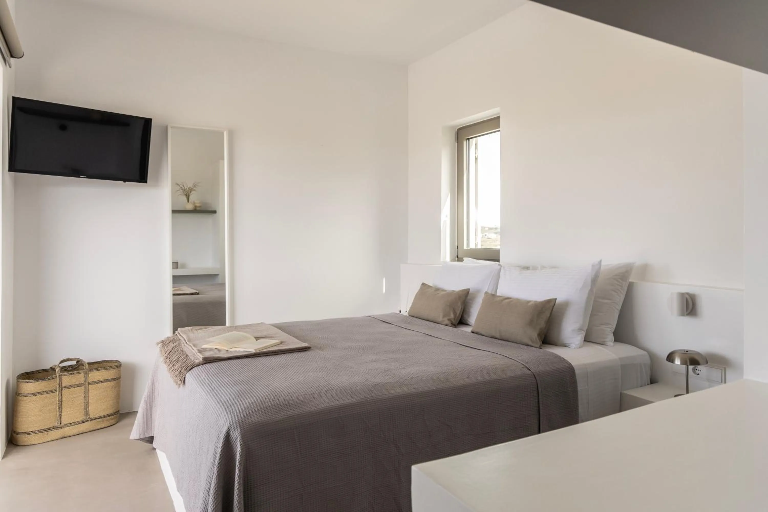 Bed in Korfi de Milo