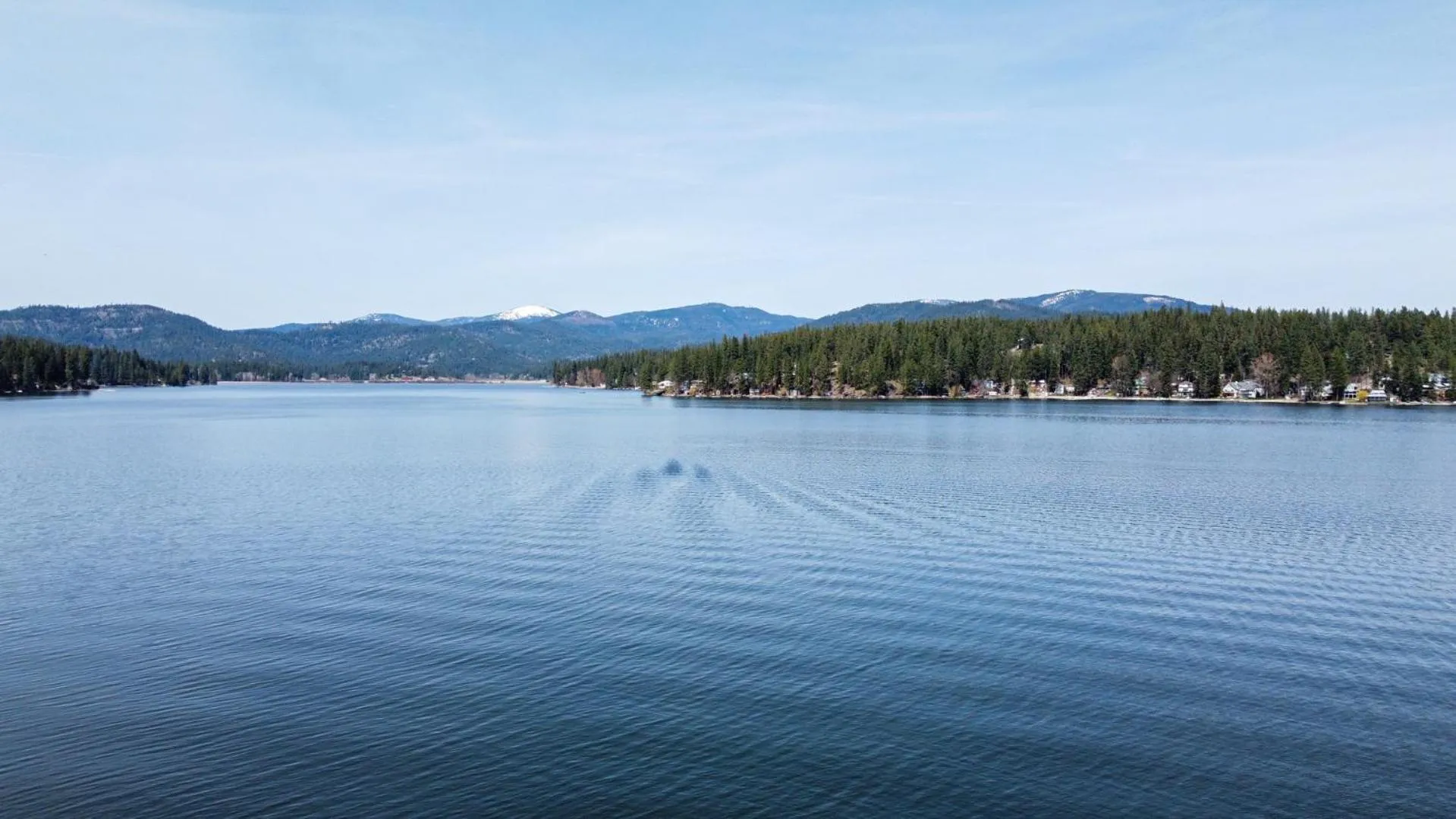 Lakefront Honeymoon Bay Studio Cottage