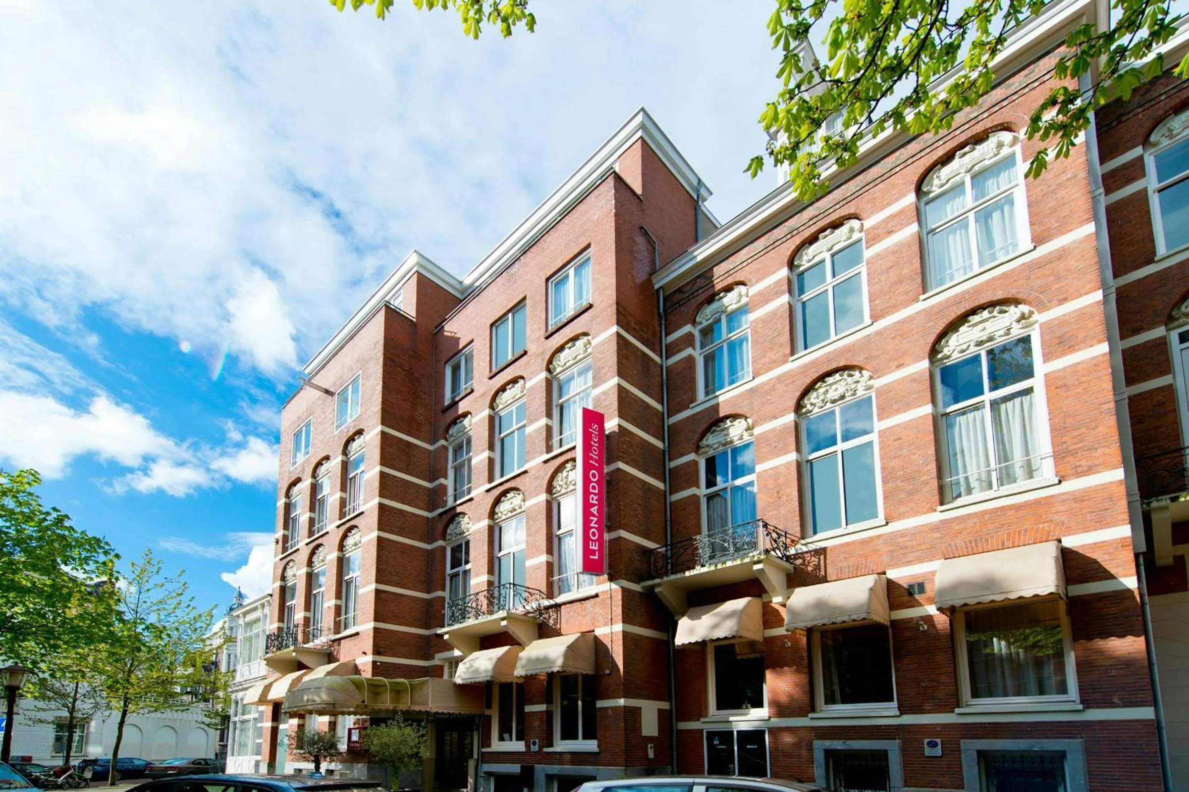 Property building in Leonardo Hotel Amsterdam City Center