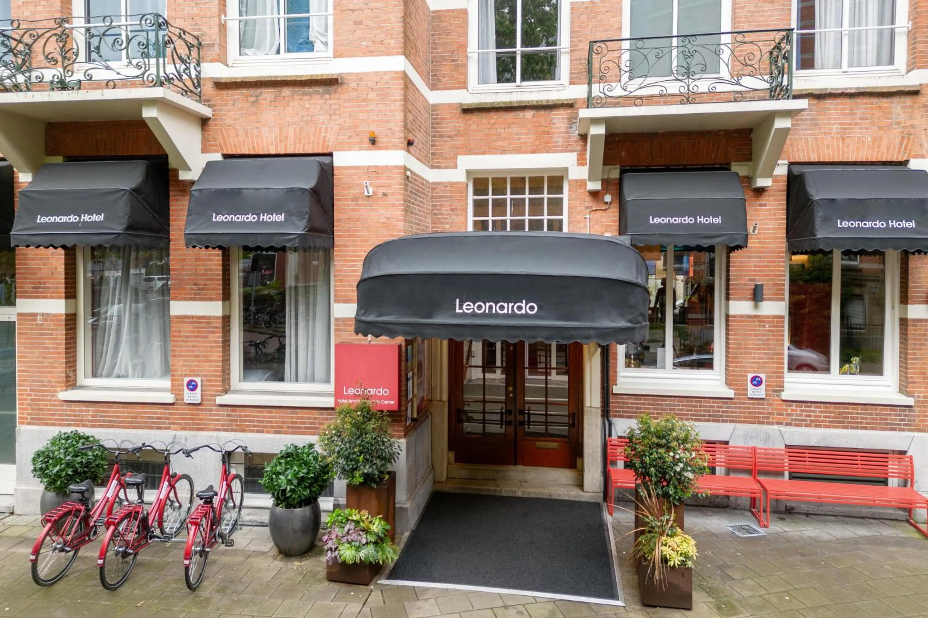Property building in Leonardo Boutique Hotel Amsterdam Vondelpark