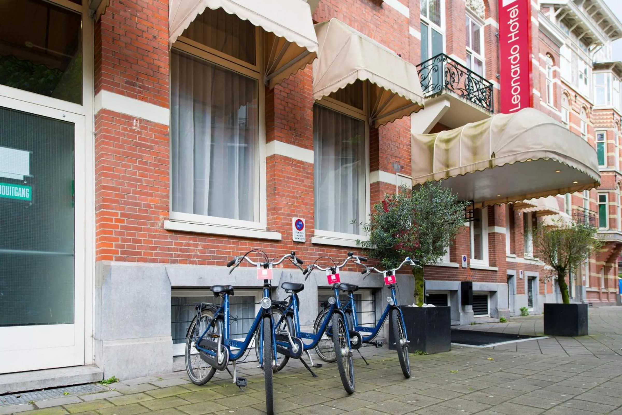 Property building in Leonardo Hotel Amsterdam City Center