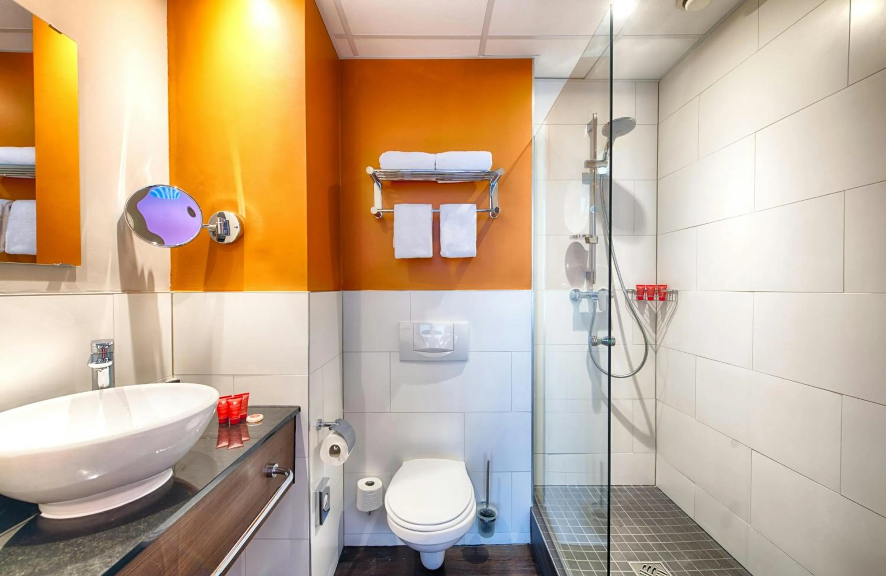 Bathroom in Leonardo Boutique Hotel Amsterdam Vondelpark