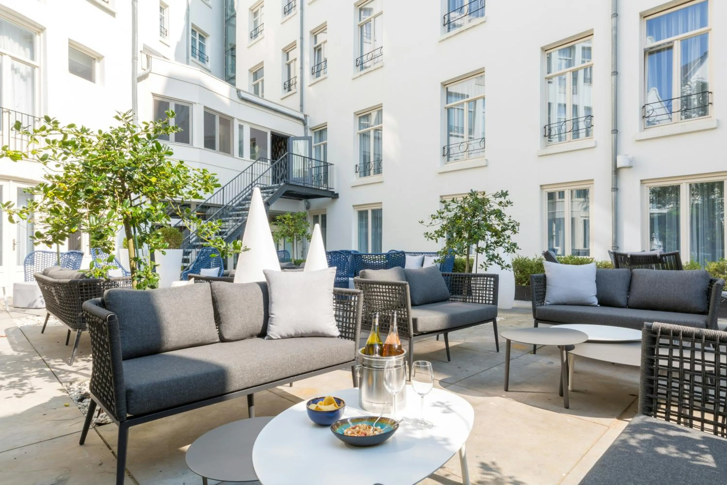 Balcony/Terrace in Leonardo Hotel Amsterdam Museum Quarter