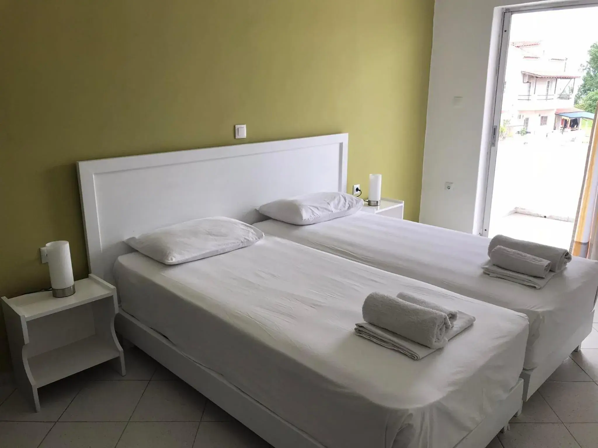 Kavos Central Kavos Central