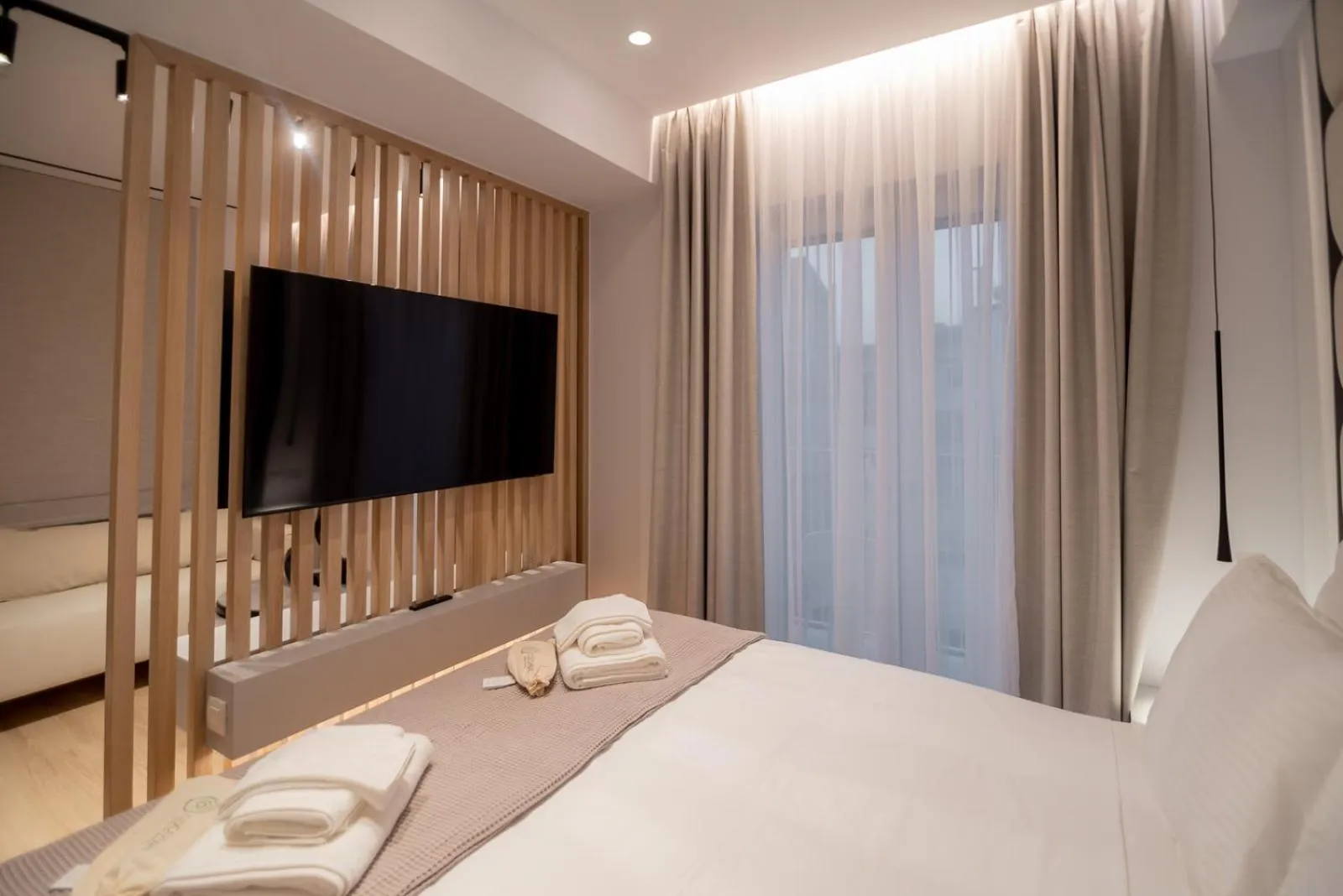 Bed in Contessa Bianca Luxury Suites