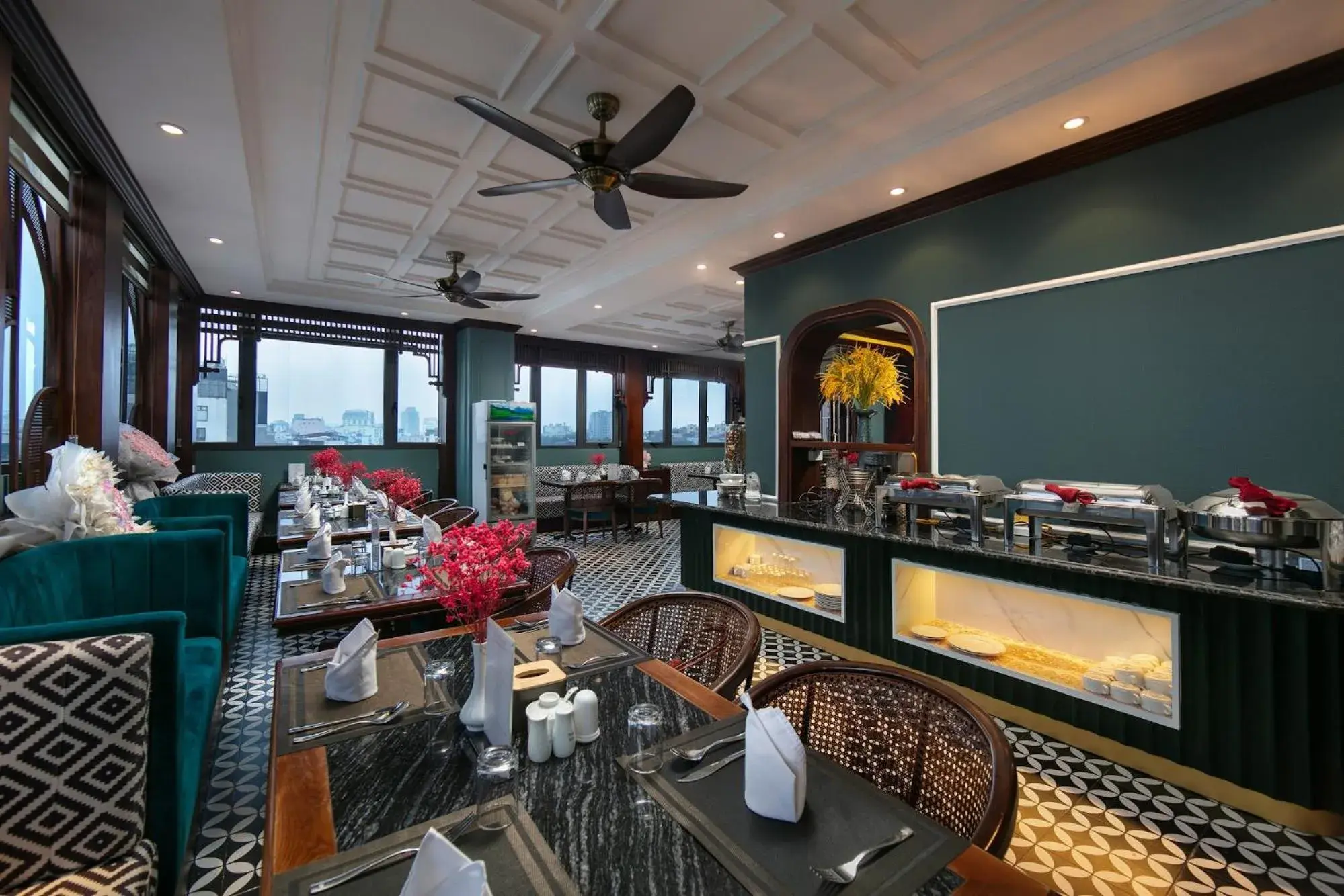 Restaurant/places to eat in Salute Premium Hotel & Spa Restaurant/places to eat in Salute Premium Hotel & Spa