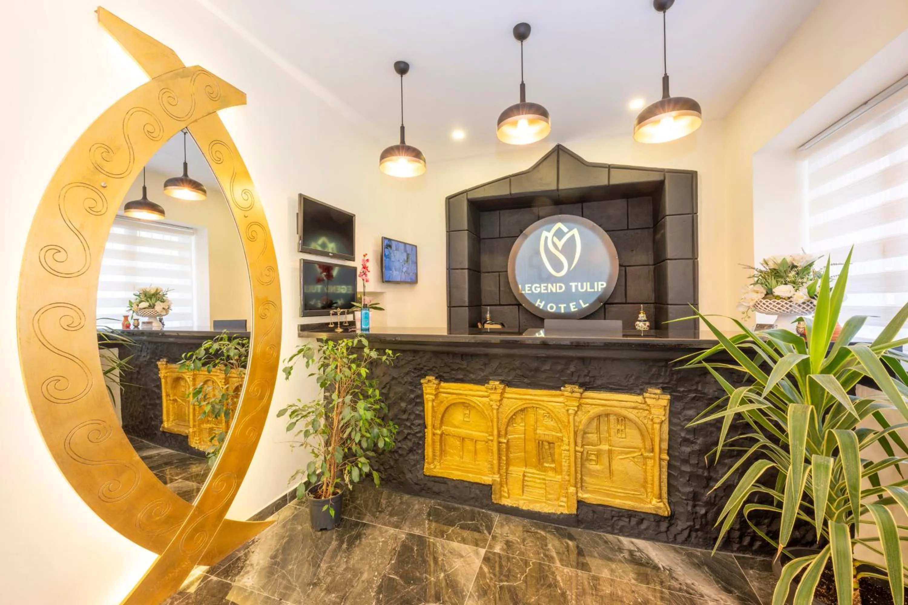 Lobby or reception in LEGEND TULIP HOTEL