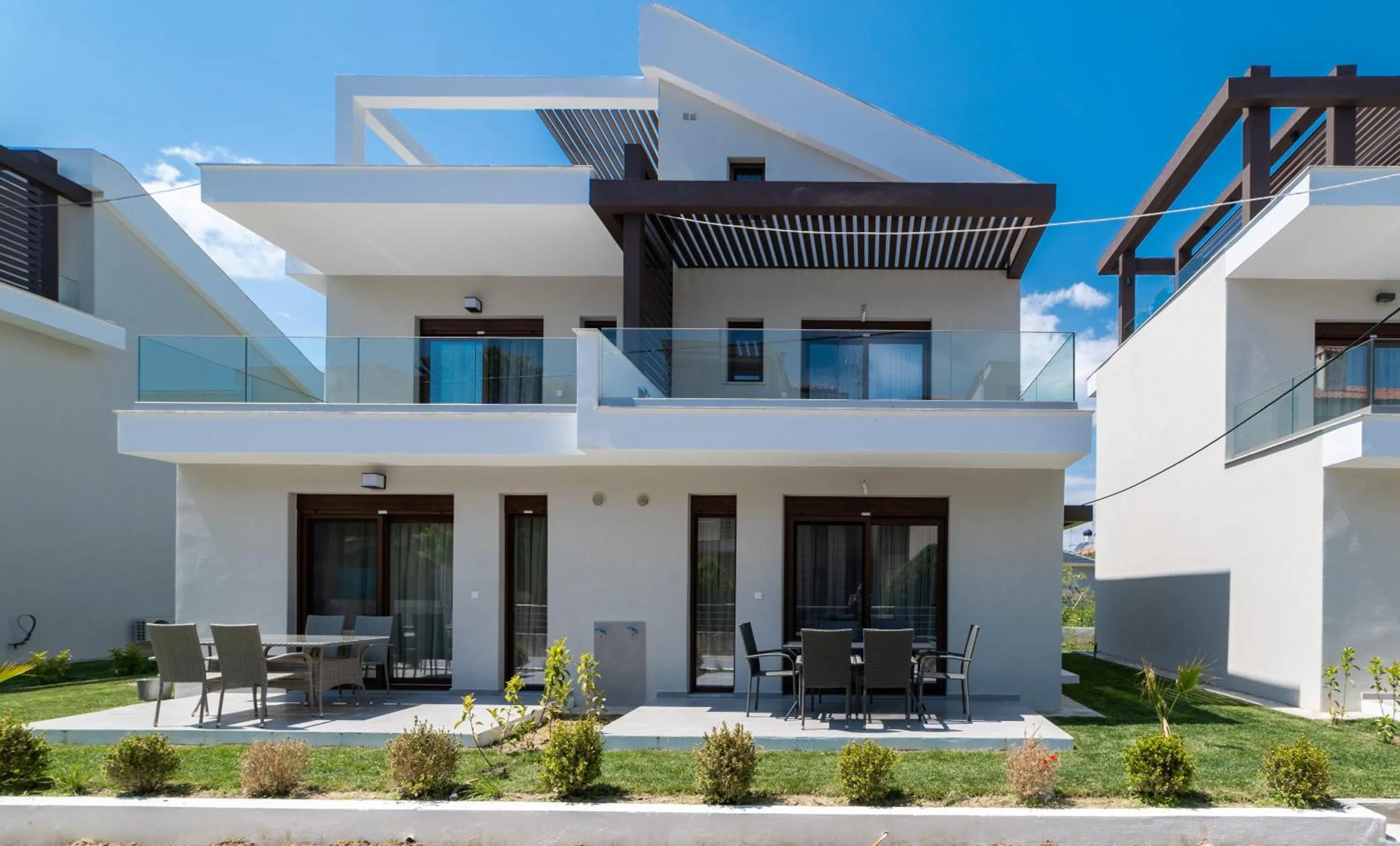 Property building in Argilos & Argilos Deluxe Residential Complexes