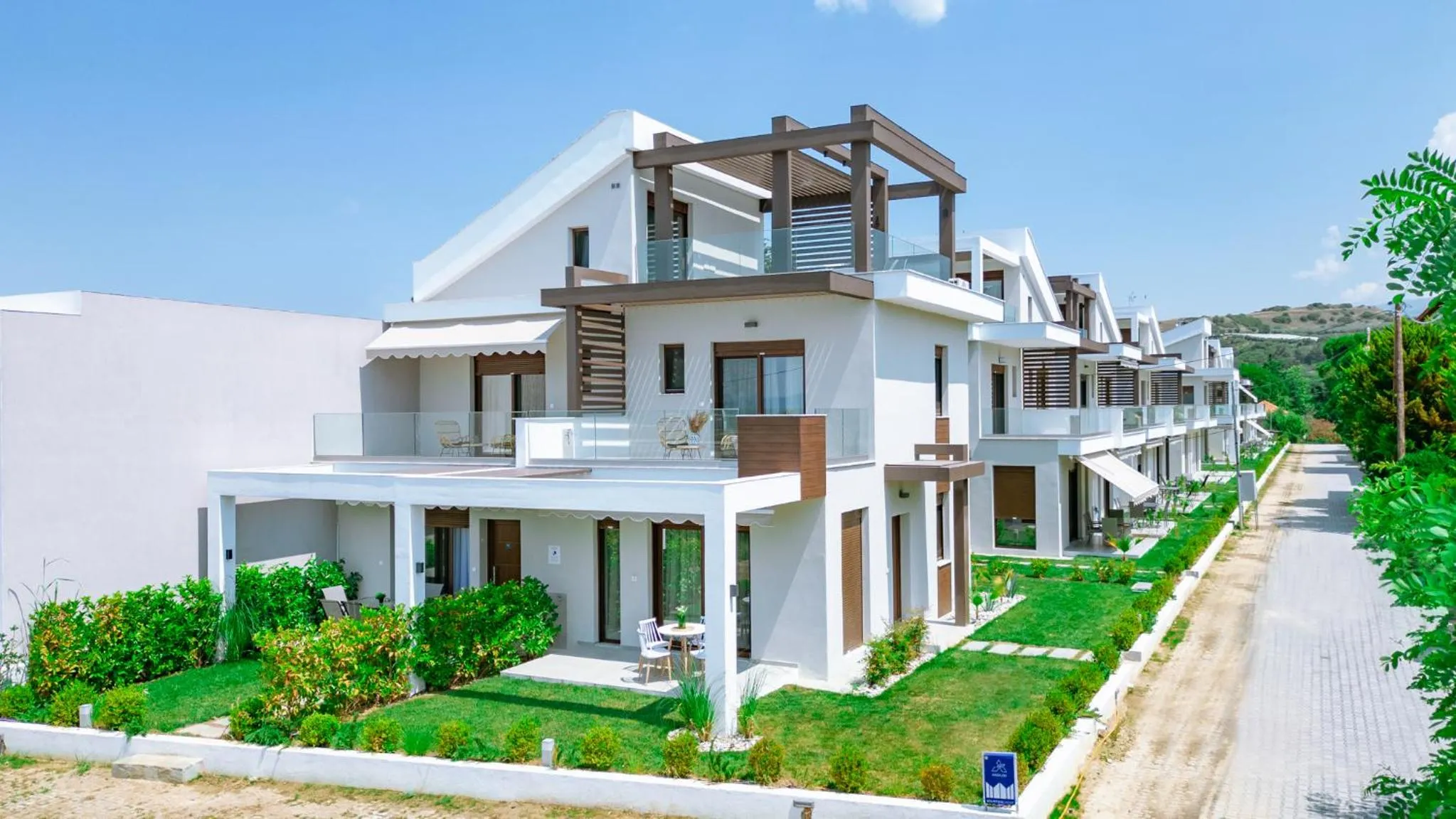 Property building in Argilos & Argilos Deluxe Residential Complexes