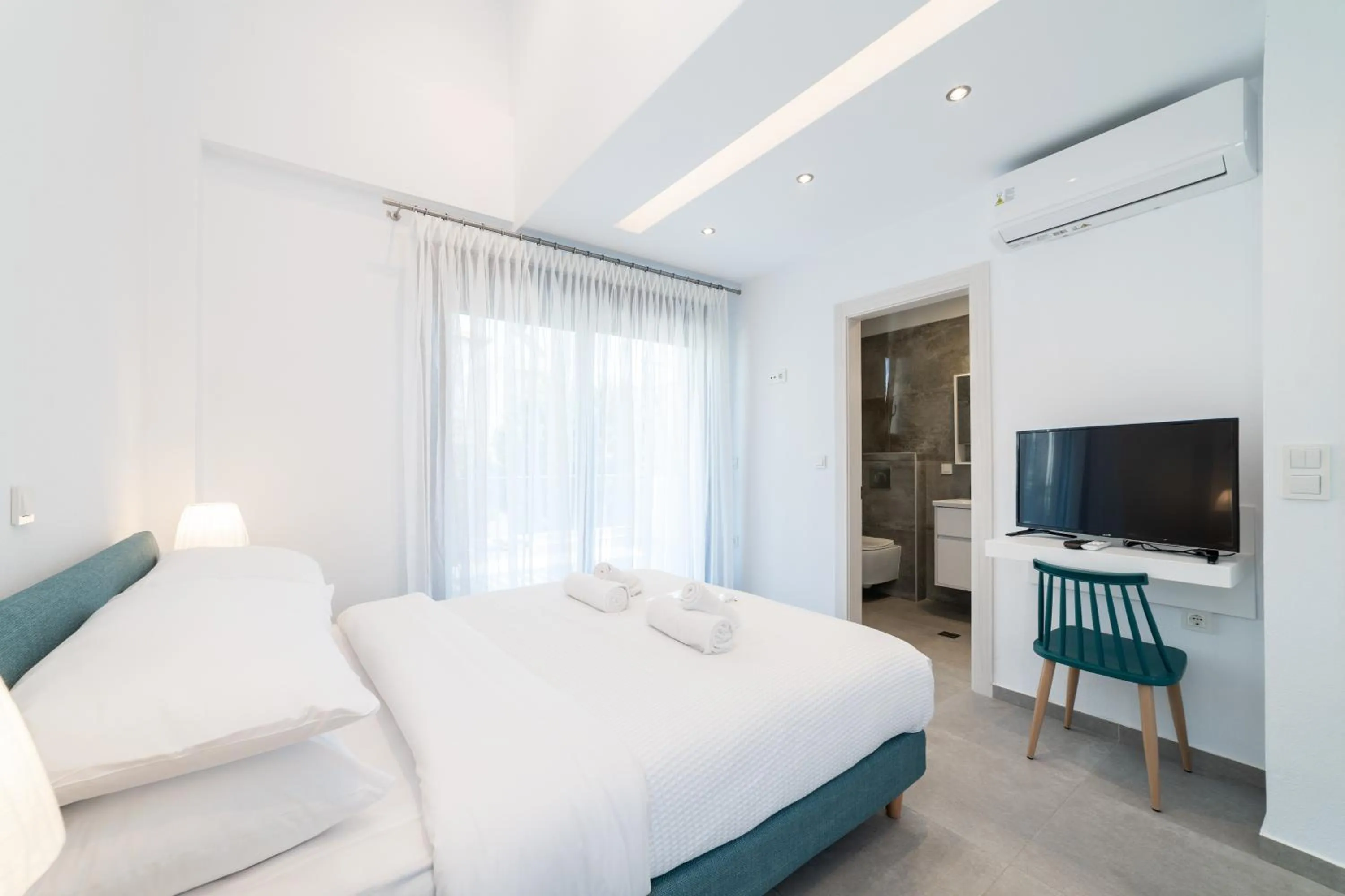 Bed in Argilos & Argilos Deluxe Residential Complexes