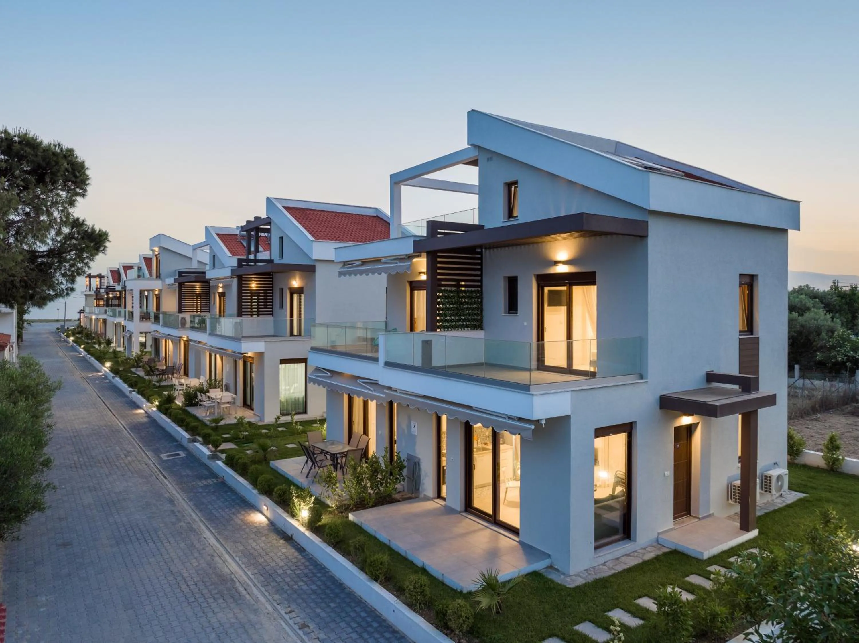 Property building in Argilos & Argilos Deluxe Residential Complexes