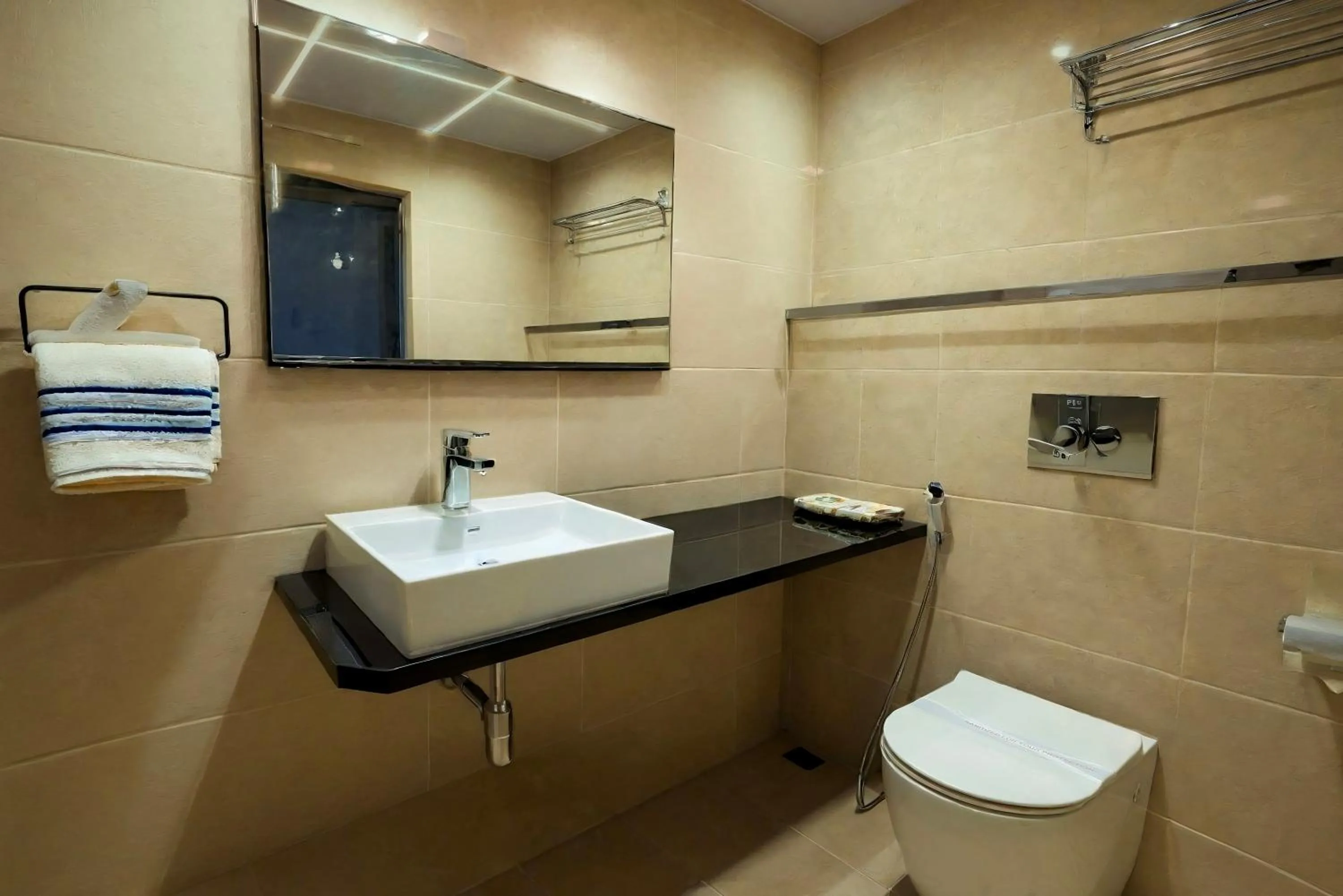 Toilet in PARK SIGNATURE HOTELS - Royal Benza