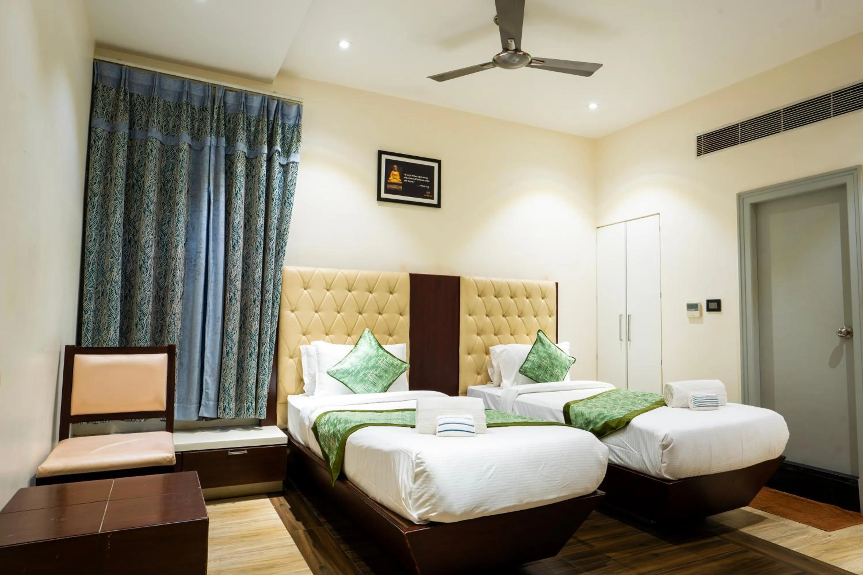 Photo of the whole room, Bed in PARK SIGNATURE HOTELS - Royal Benza