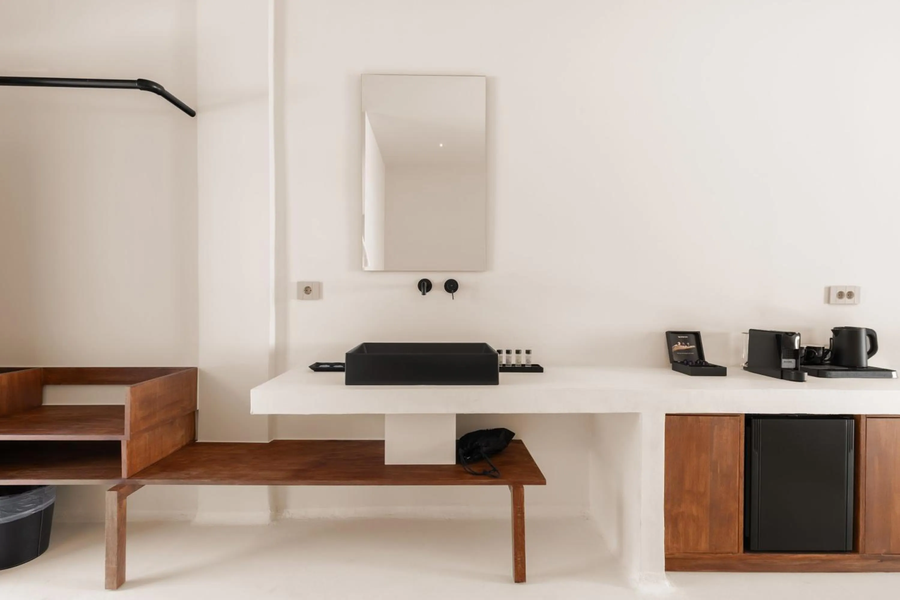 minibar in Akre Hotel - Designed for Adults