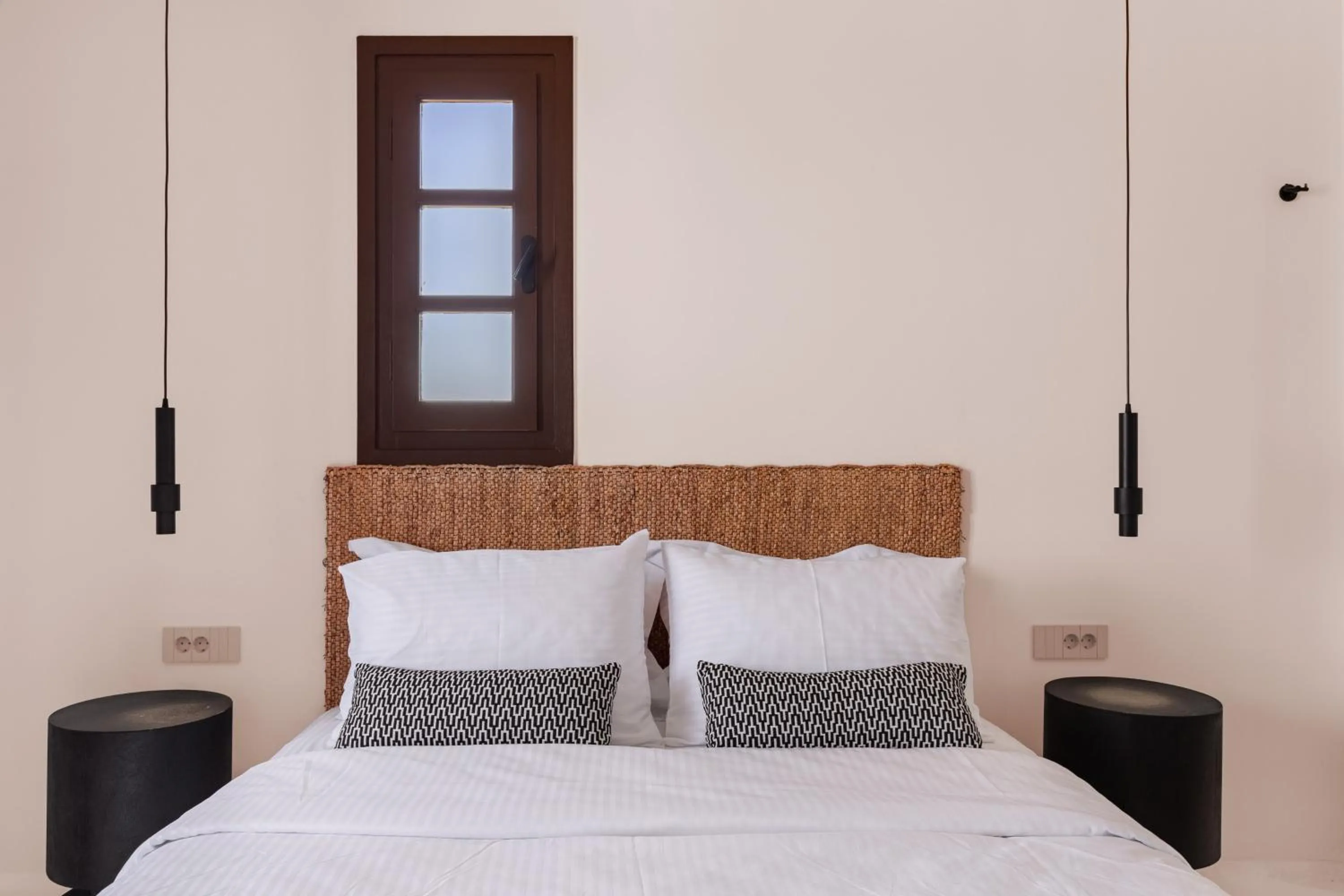 Bed in Akre Hotel - Designed for Adults