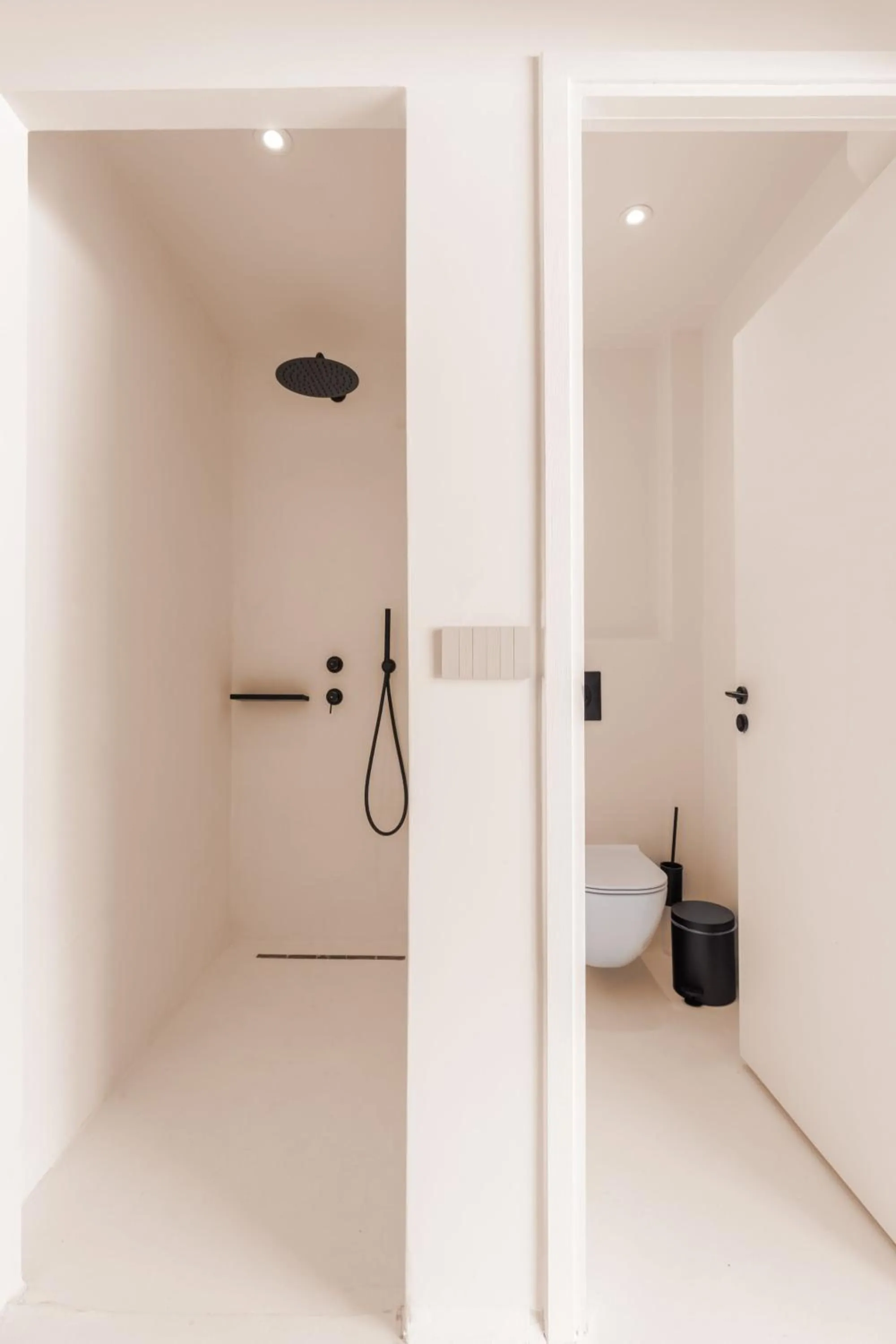 Shower in Akre Hotel - Designed for Adults