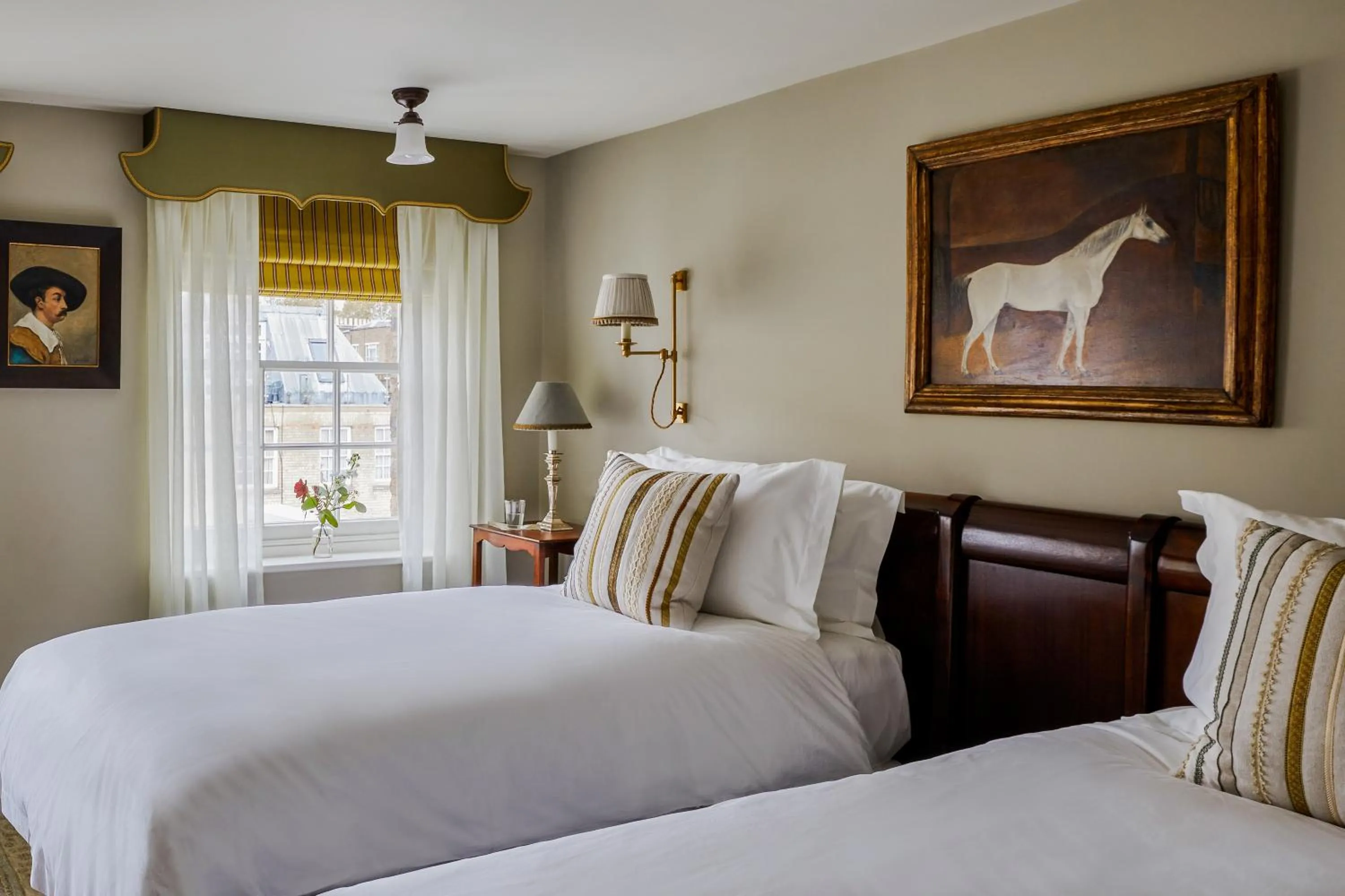 Bed in Henrys Townhouse Marylebone, London