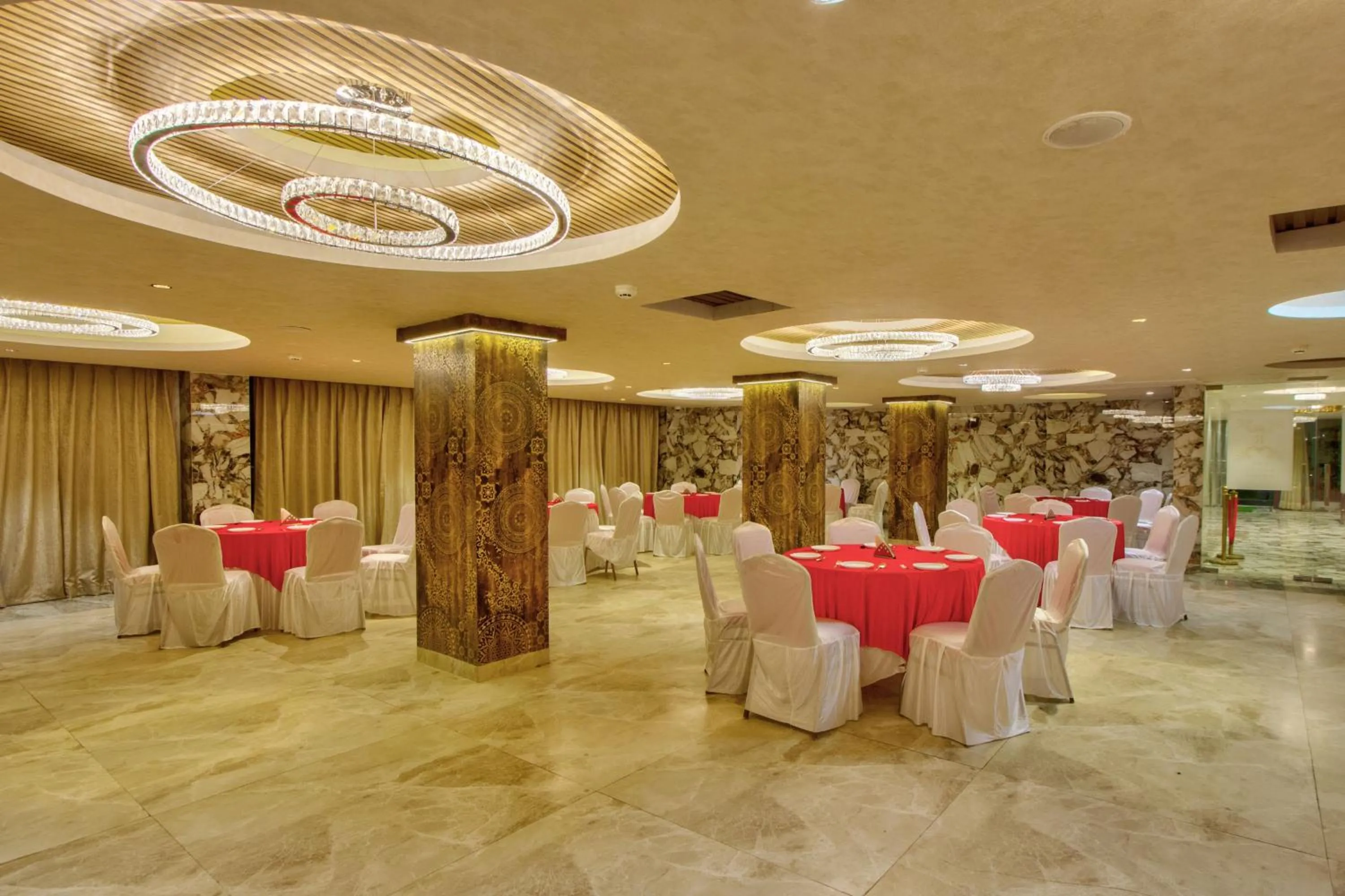 Restaurant/places to eat in Hotel Katson Castle Dharamshala