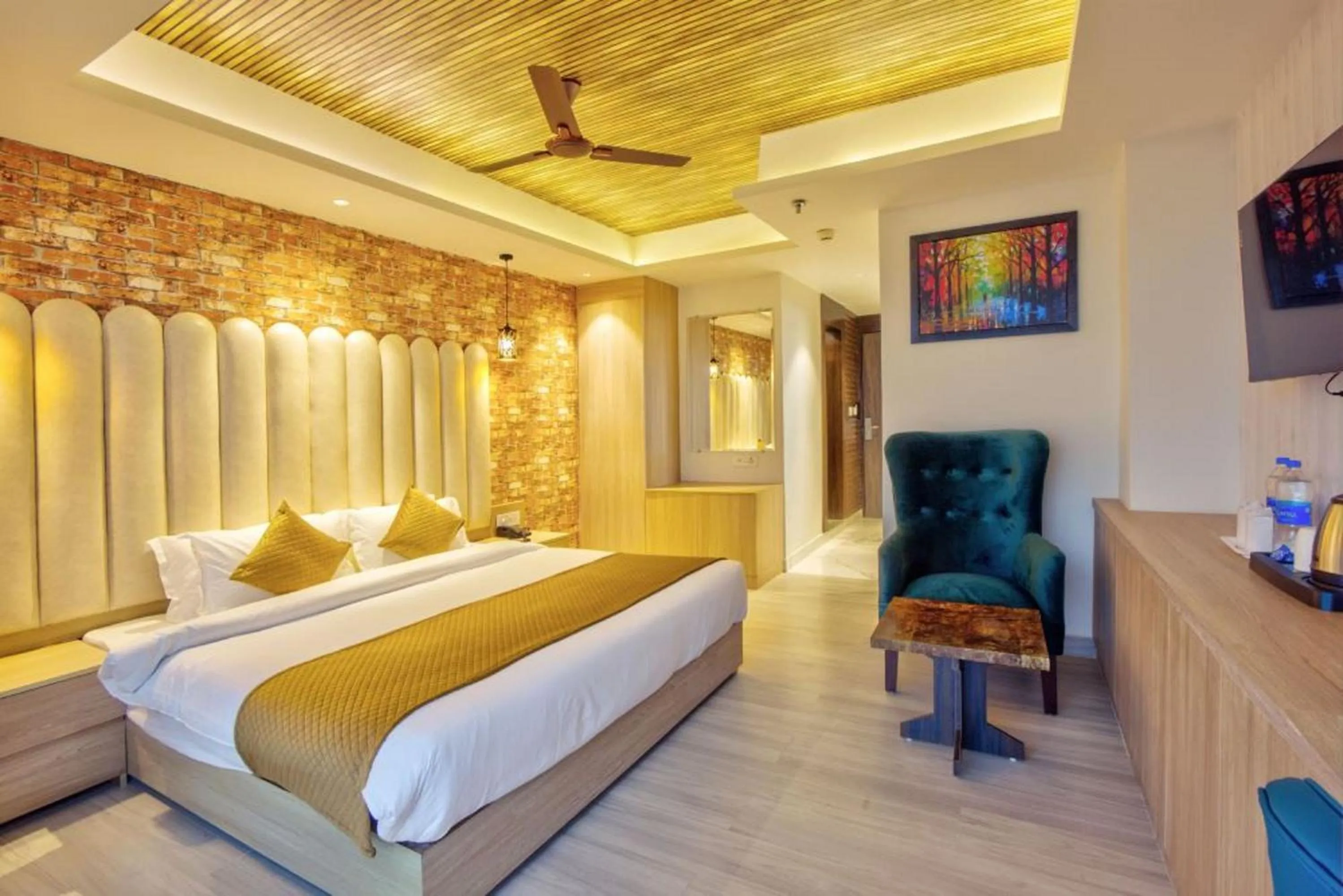 Bed in Hotel Katson Castle Dharamshala