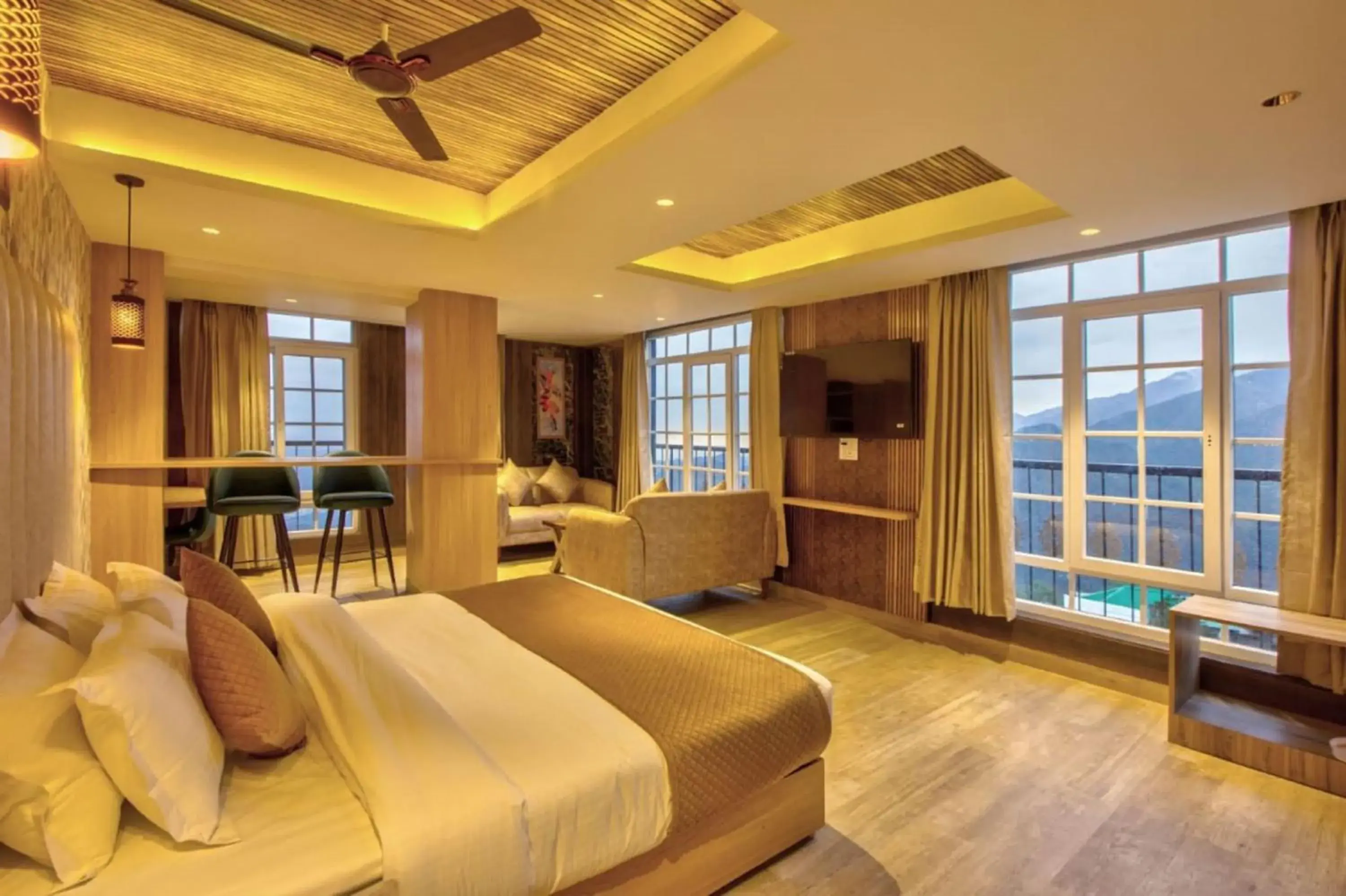 Bed in Hotel Katson Castle Dharamshala Bed in Hotel Katson Castle Dharamshala