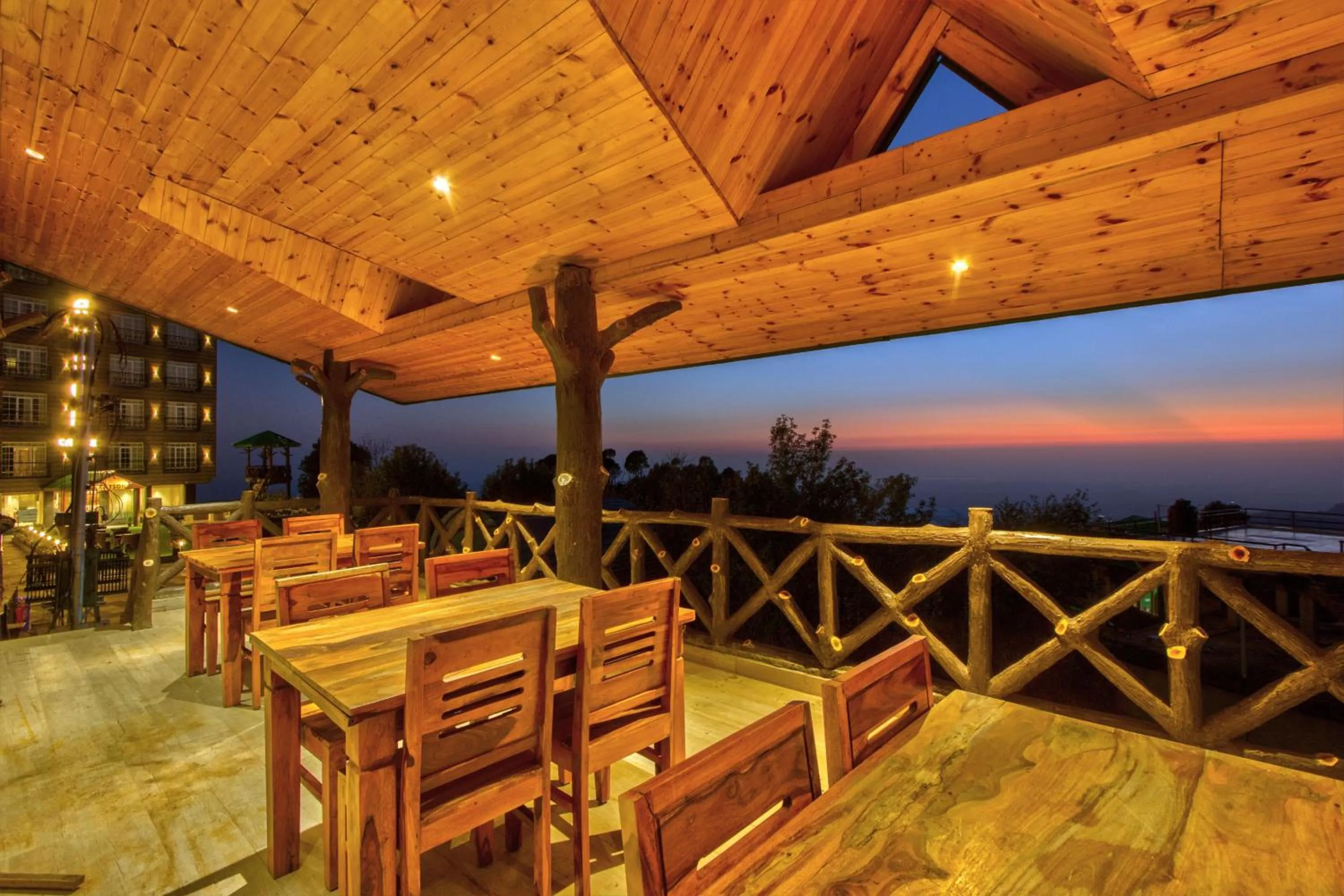 Patio in Hotel Katson Castle Dharamshala