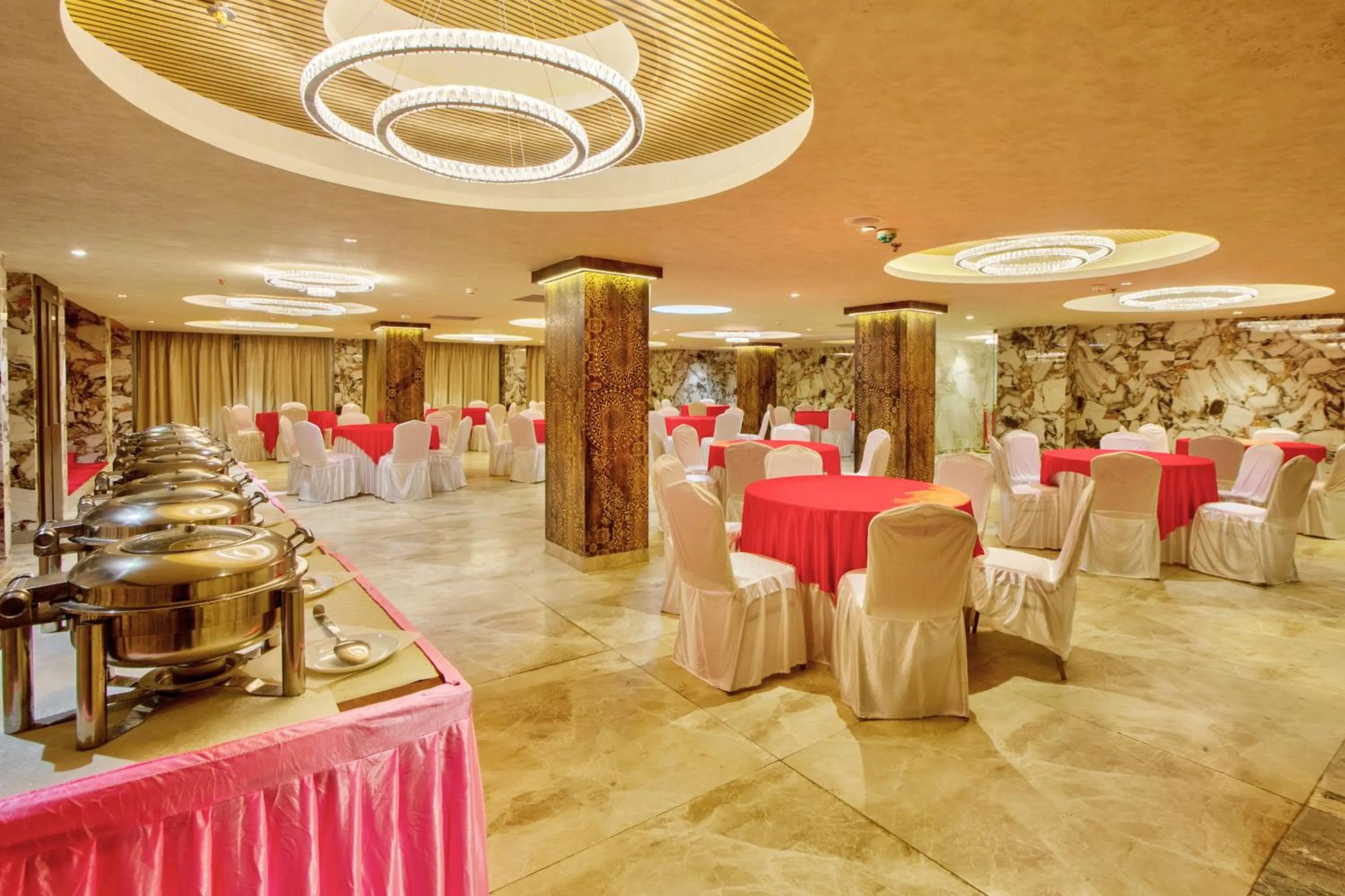 Restaurant/places to eat in Hotel Katson Castle Dharamshala