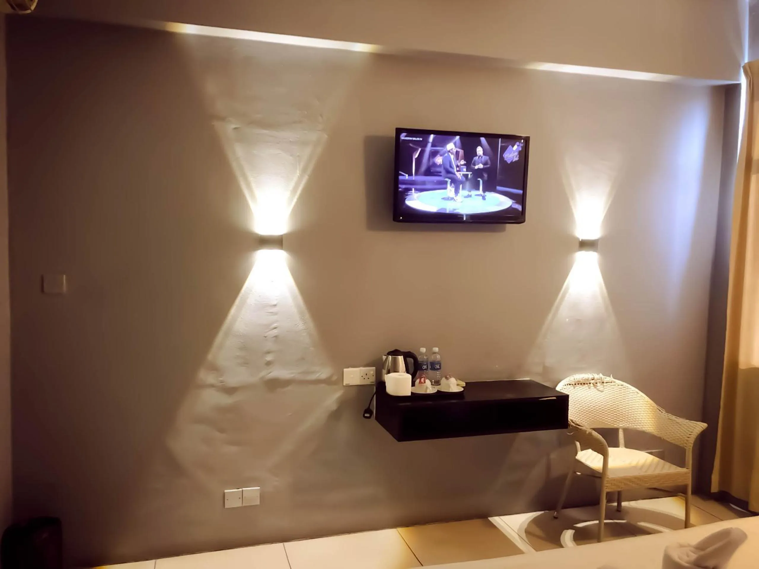 Bed in De Choice Hotel Tawau